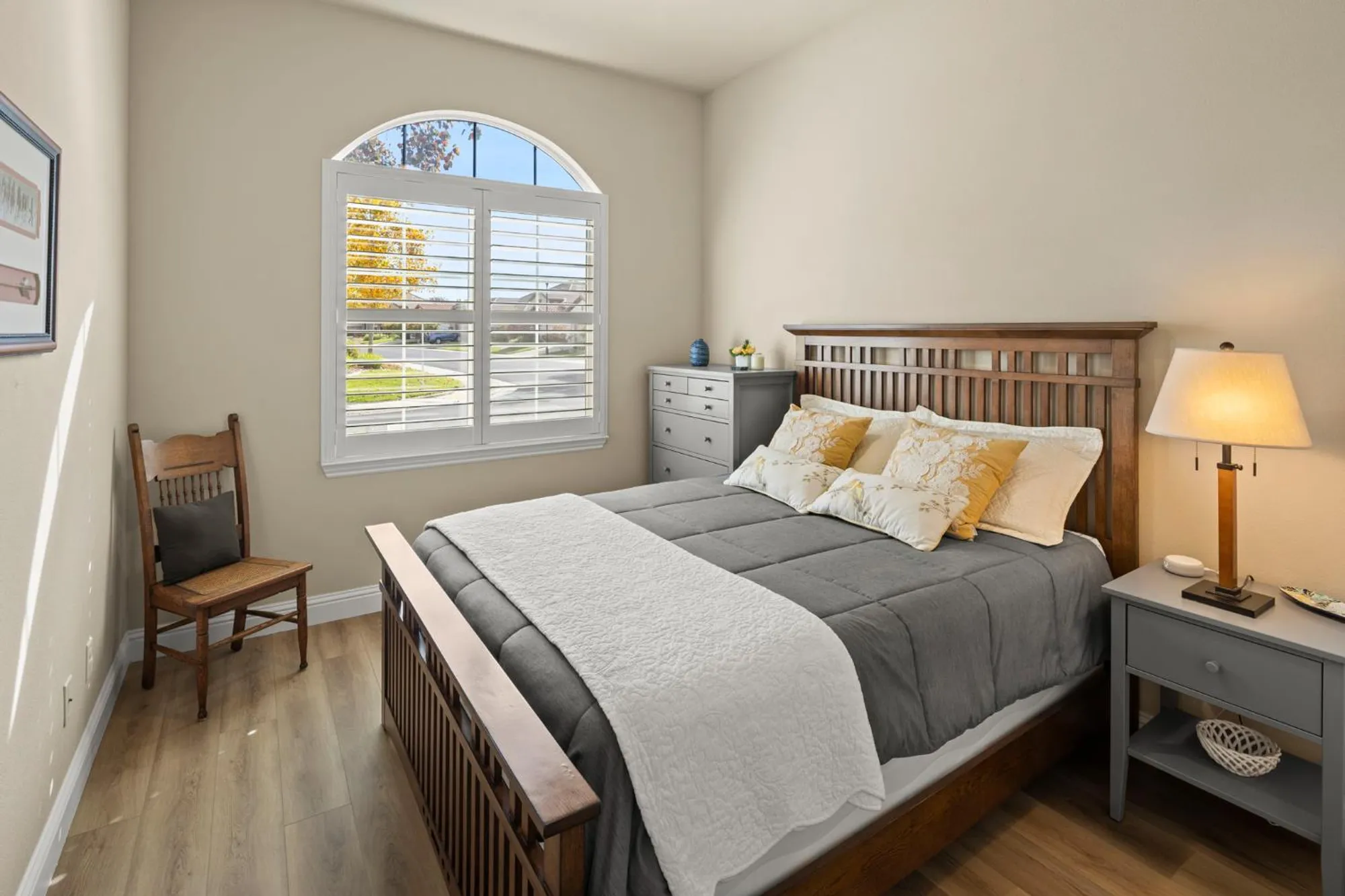 Property Slideshow image 32 of 68 | 2072 brixham dr, Roseville, CA, 95747