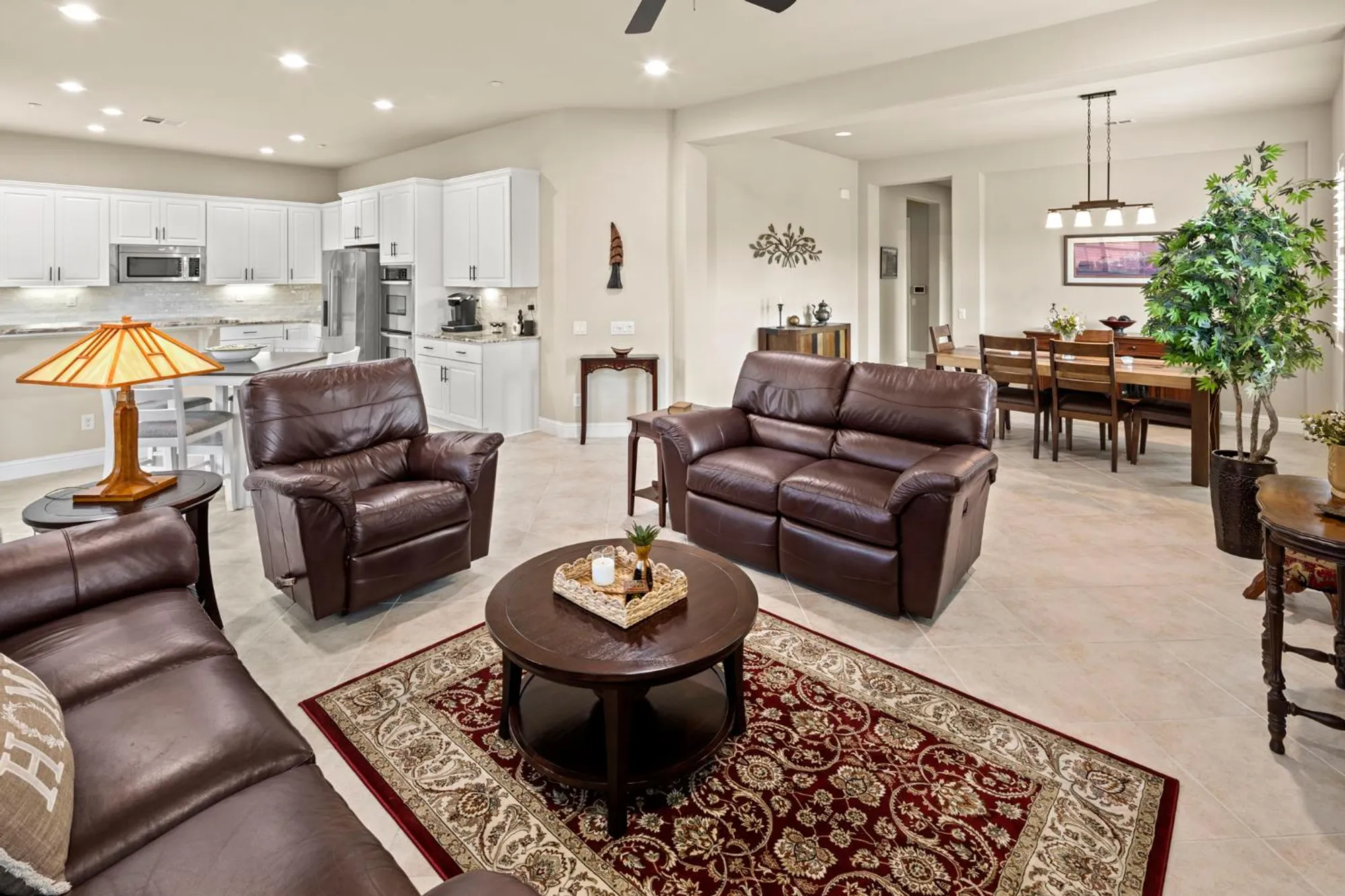 Property Slideshow image 8 of 68 | 2072 brixham dr, Roseville, CA, 95747