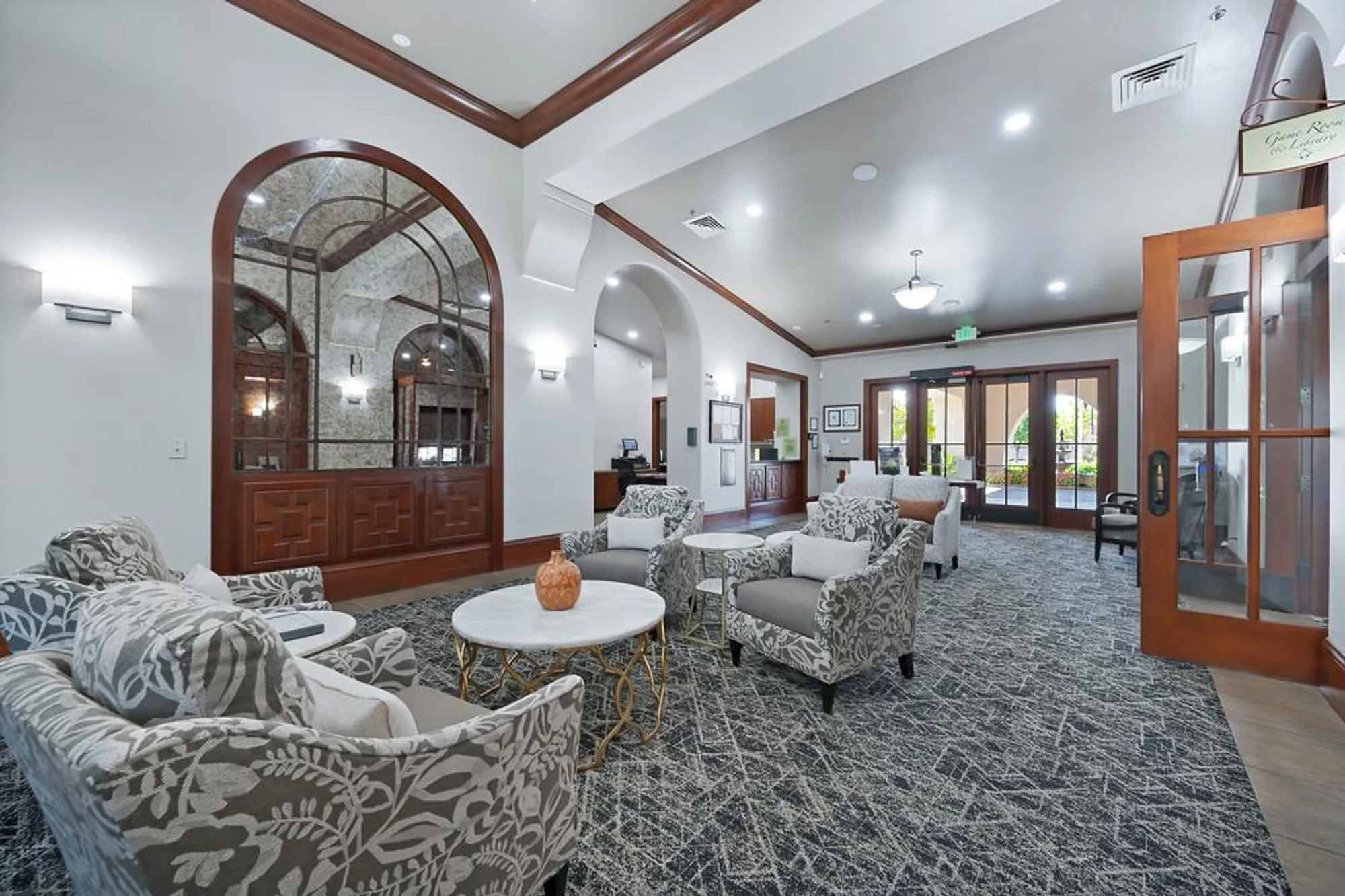 Property Slideshow image 75 of 99 | 2558 heritage park ln, Sacramento, CA, 95835