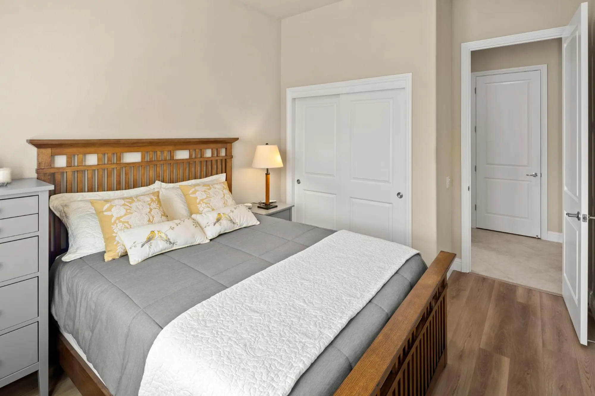 Property Slideshow image 33 of 68 | 2072 brixham dr, Roseville, CA, 95747