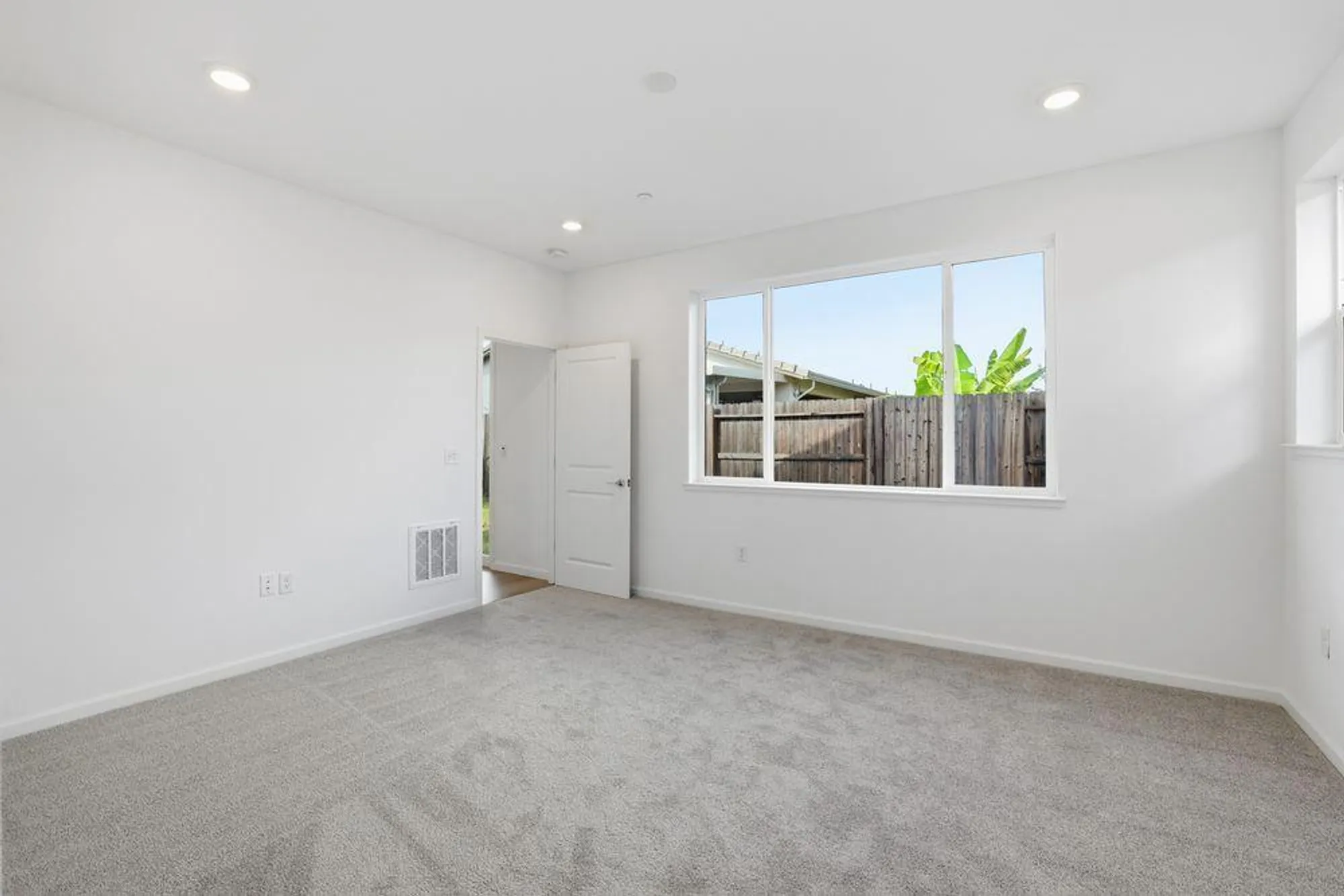 Property Slideshow image 21 of 58 | 1568 edgewood ln, Lincoln, CA, 95648