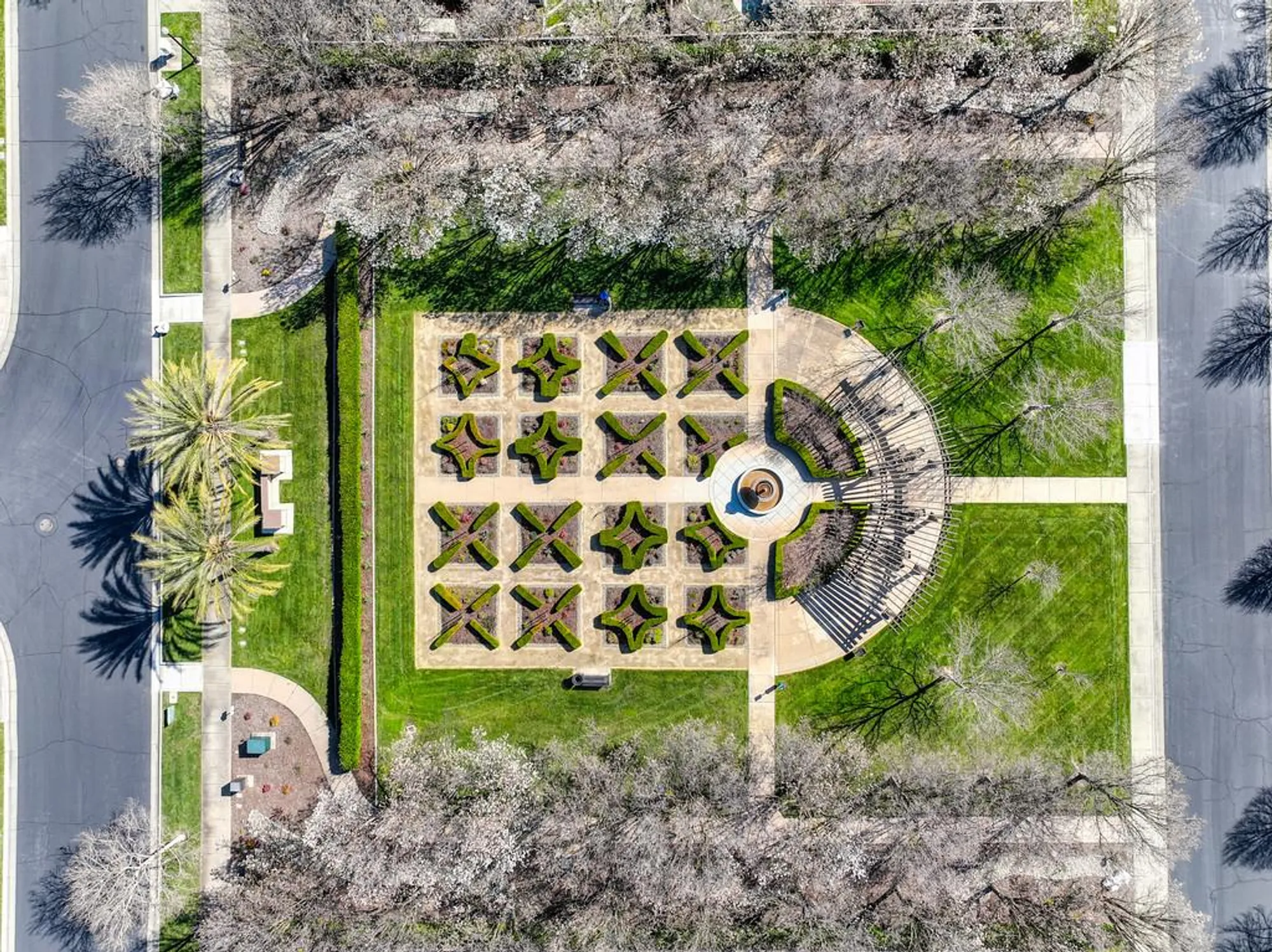 Property Slideshow image 95 of 99 | 2558 heritage park ln, Sacramento, CA, 95835