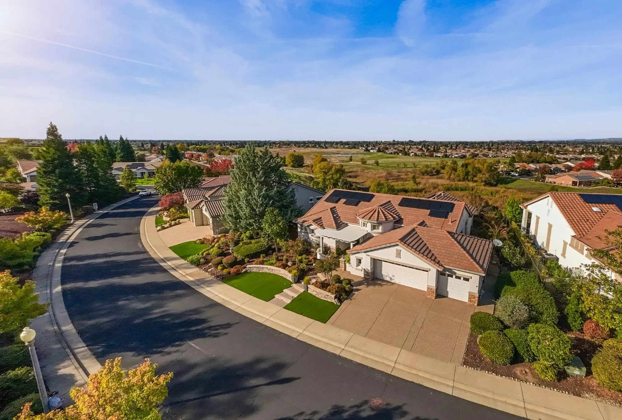 Property Slideshow image 52 of 77 | 1554 summerhill ln, Lincoln, CA, 95648
