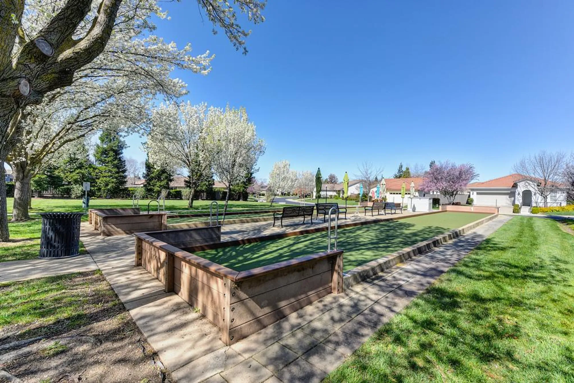 Property Slideshow image 94 of 99 | 2558 heritage park ln, Sacramento, CA, 95835