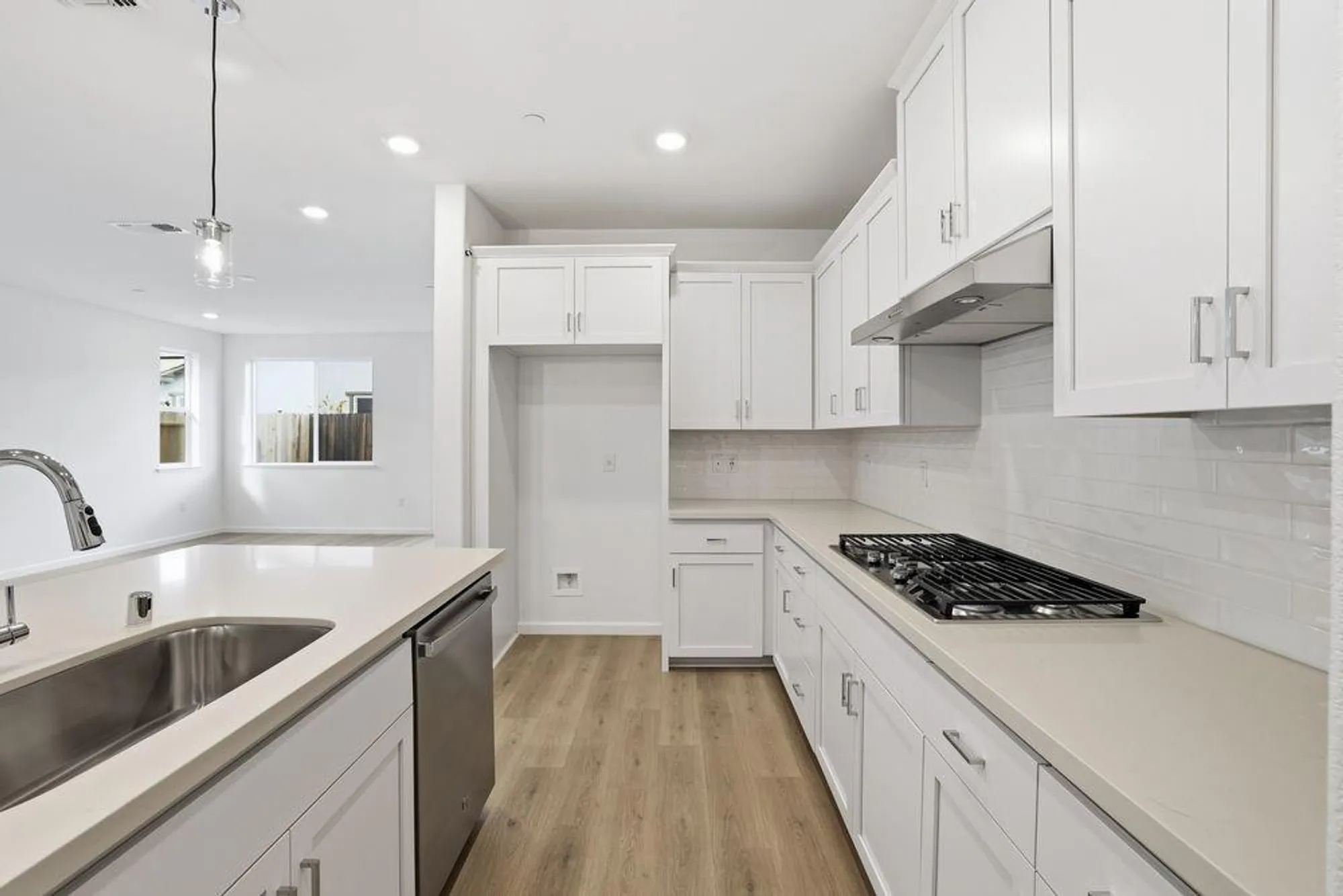 Property Slideshow image 6 of 58 | 1568 edgewood ln, Lincoln, CA, 95648