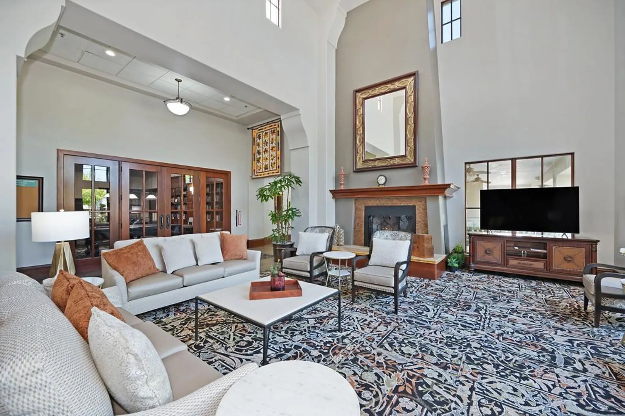 Property Slideshow image 77 of 99 | 2558 heritage park ln, Sacramento, CA, 95835