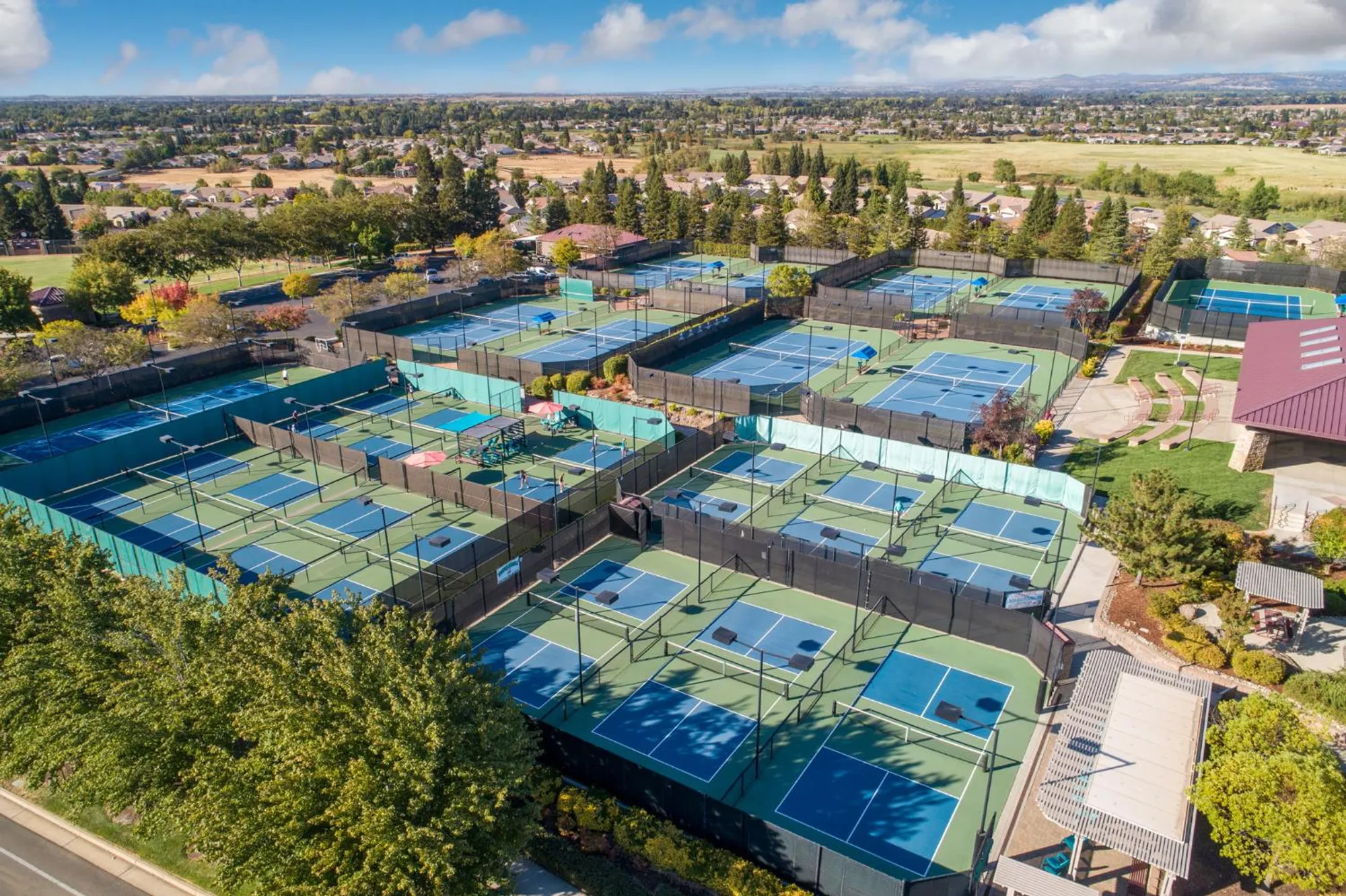 Property Slideshow image 73 of 77 | 1554 summerhill ln, Lincoln, CA, 95648