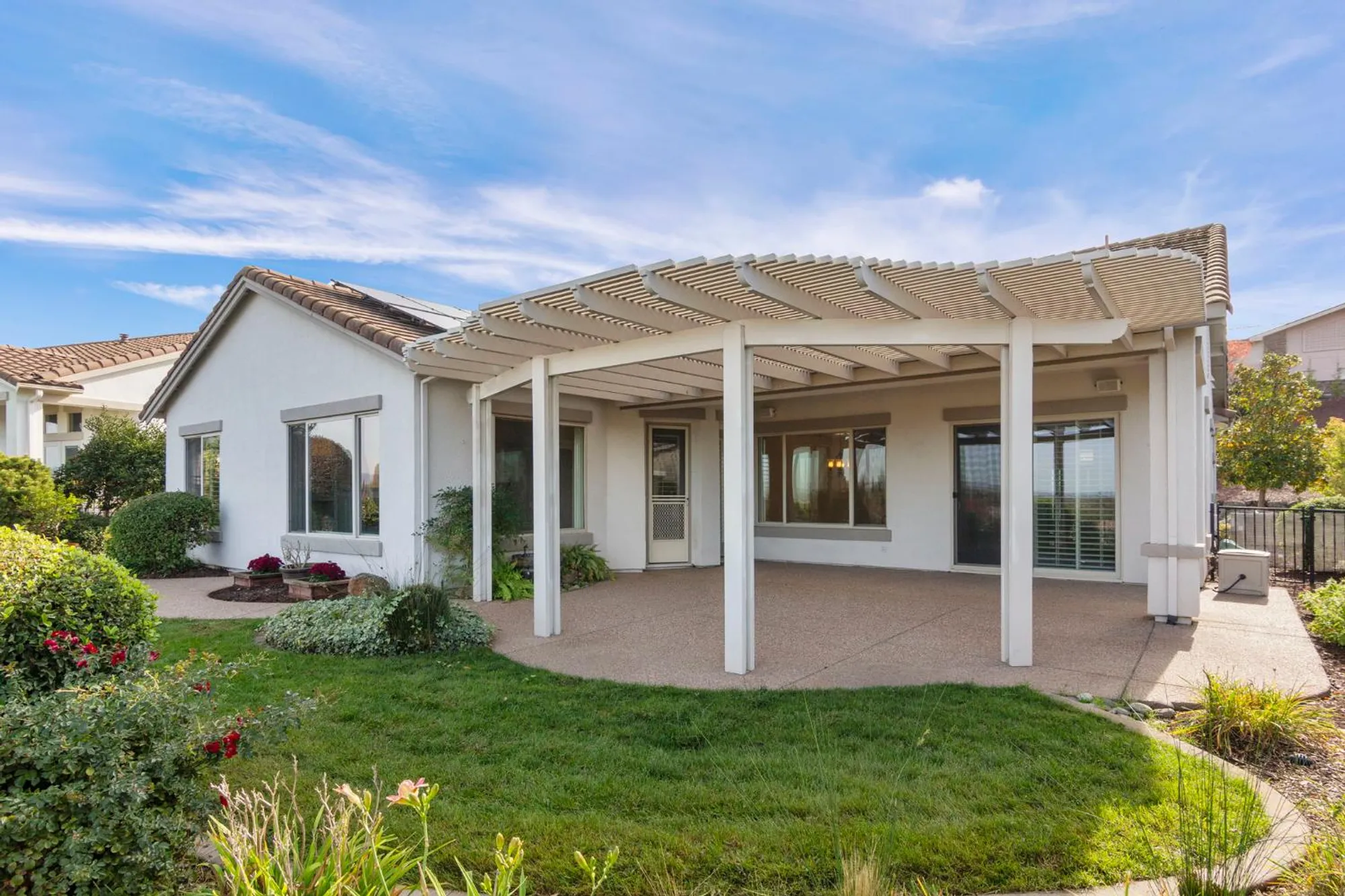 Property Slideshow image 42 of 77 | 1554 summerhill ln, Lincoln, CA, 95648