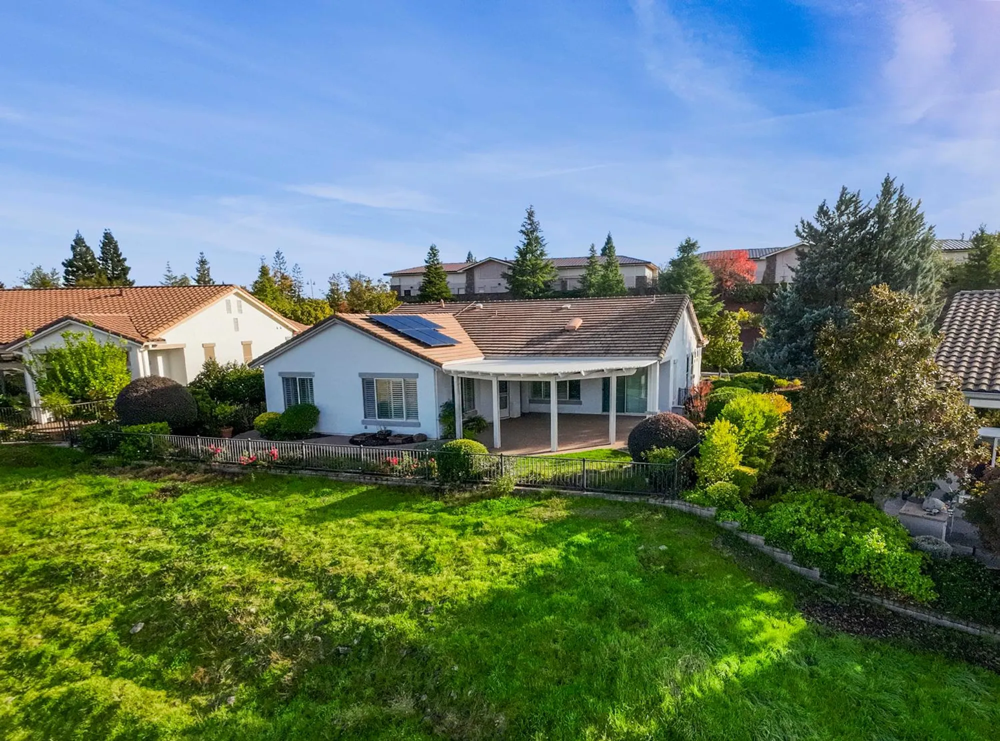 Property Slideshow image 57 of 77 | 1554 summerhill ln, Lincoln, CA, 95648