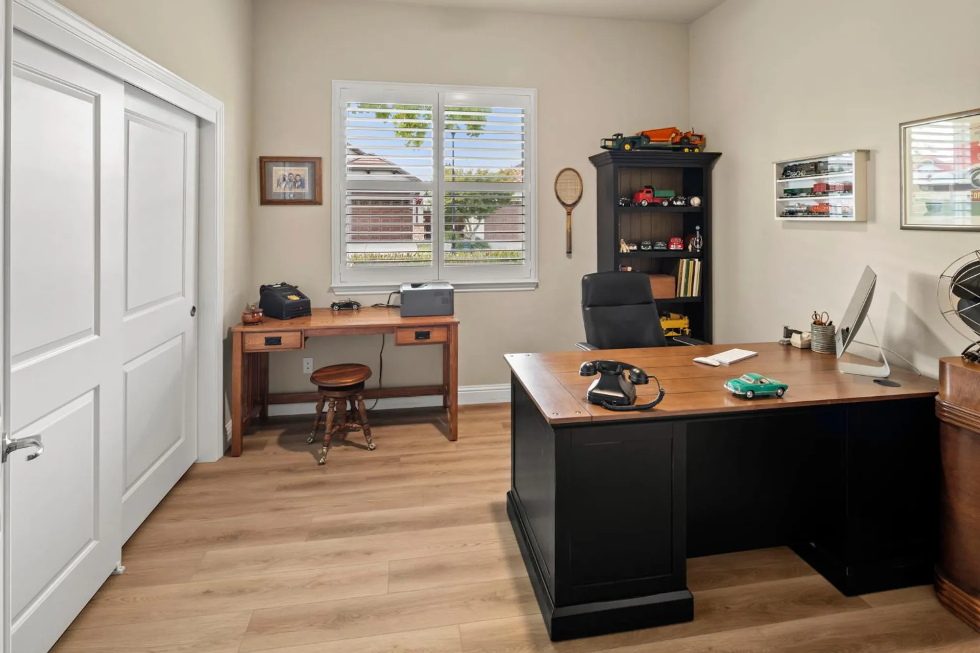 Property Slideshow image 29 of 68 | 2072 brixham dr, Roseville, CA, 95747