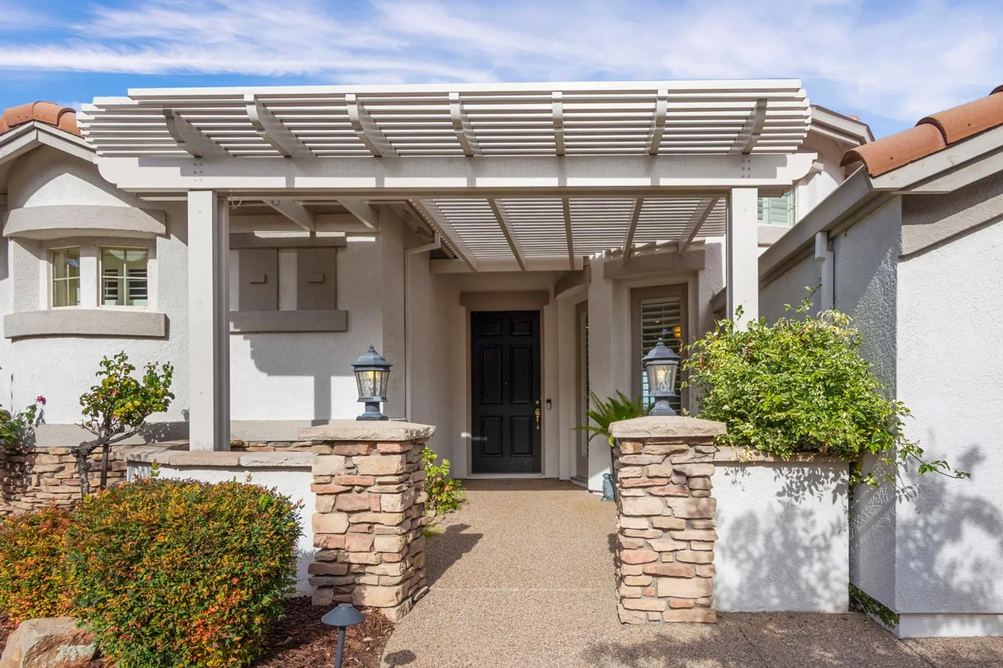 Property Slideshow image 3 of 77 | 1554 summerhill ln, Lincoln, CA, 95648
