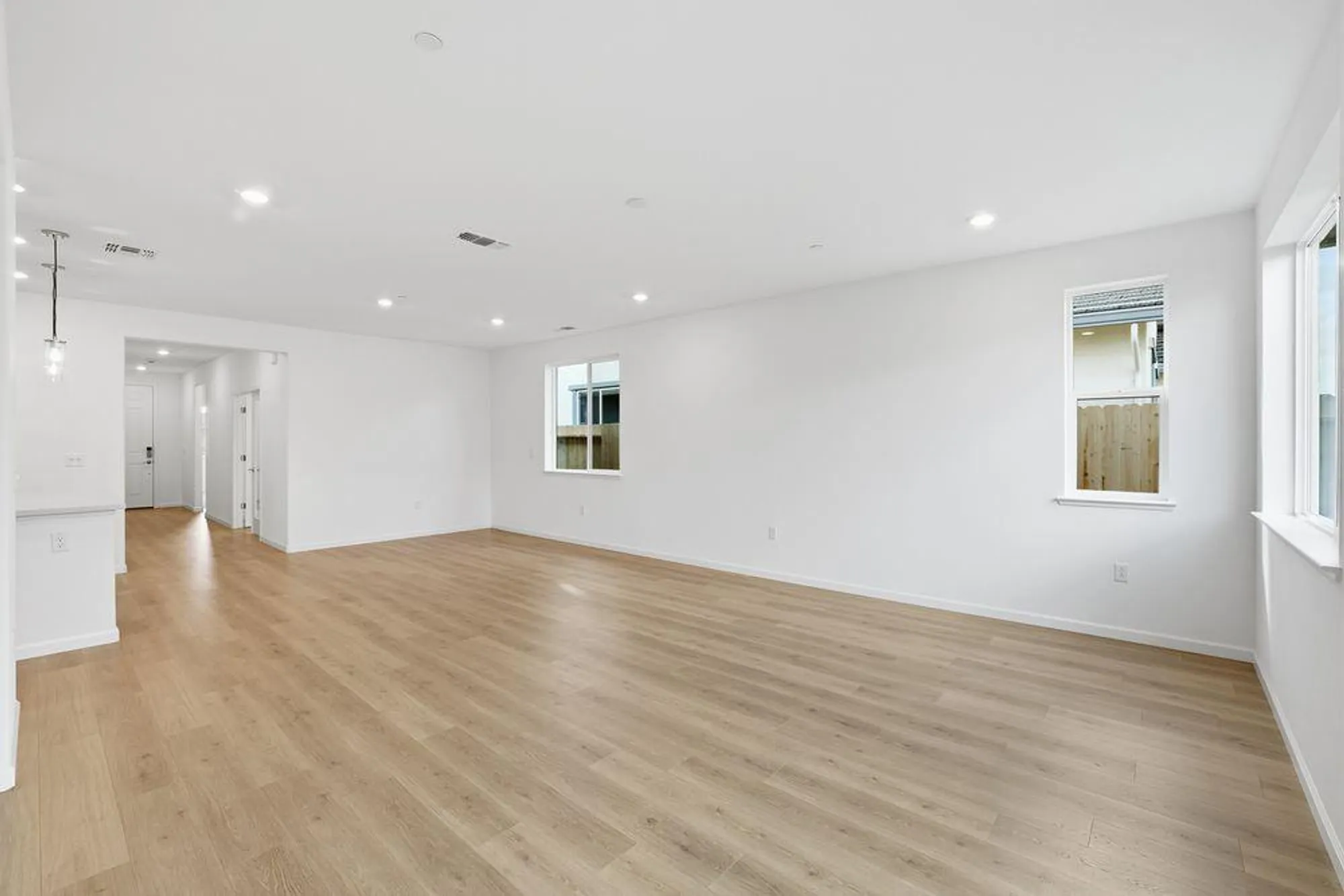 Property Slideshow image 12 of 58 | 1568 edgewood ln, Lincoln, CA, 95648