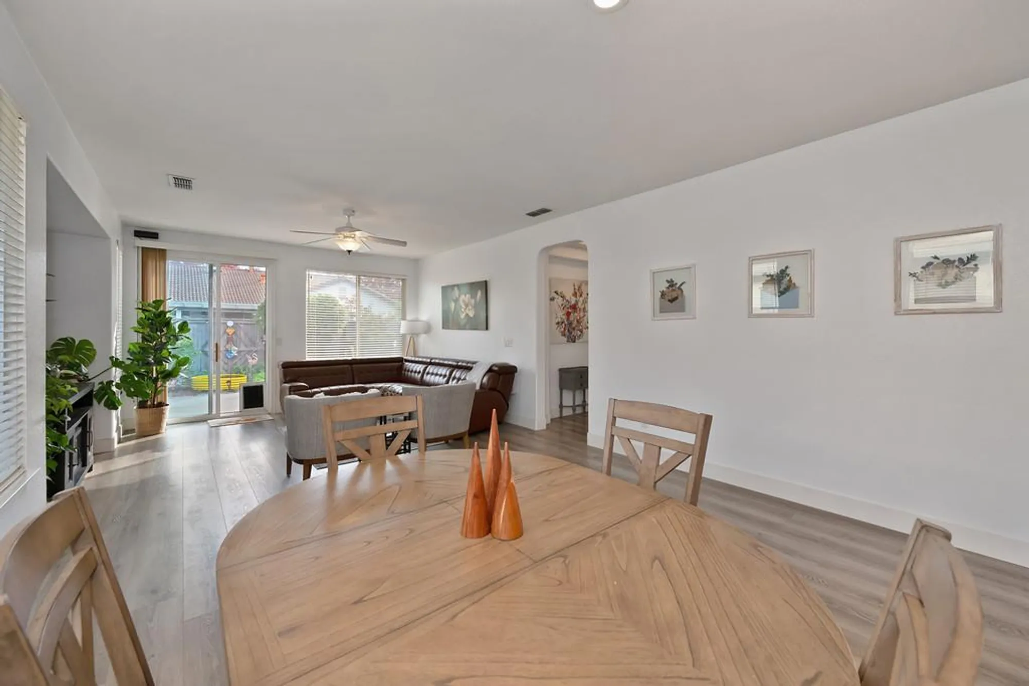 Property Slideshow image 42 of 90 | 250 pelican bay cir, Sacramento, CA, 95835