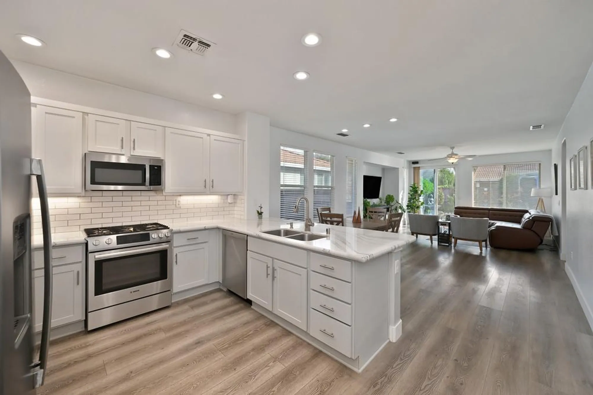 Property Slideshow image 35 of 90 | 250 pelican bay cir, Sacramento, CA, 95835