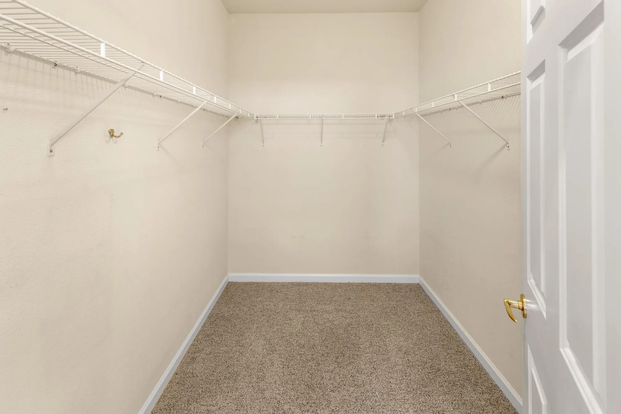 Property Slideshow image 22 of 44 | 2729 woodacre ln, Lincoln, CA, 95648