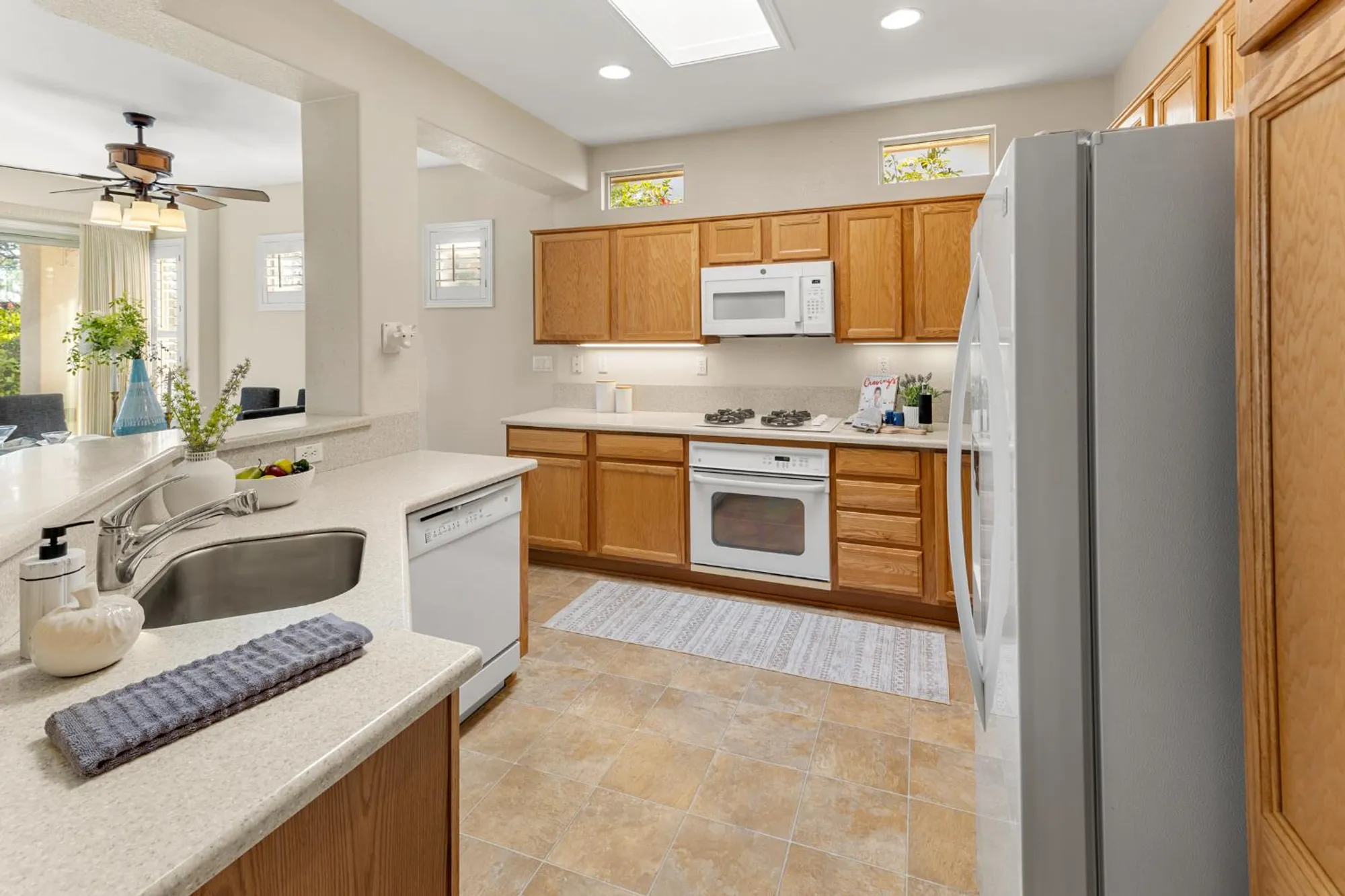 Property Slideshow image 16 of 44 | 2729 woodacre ln, Lincoln, CA, 95648