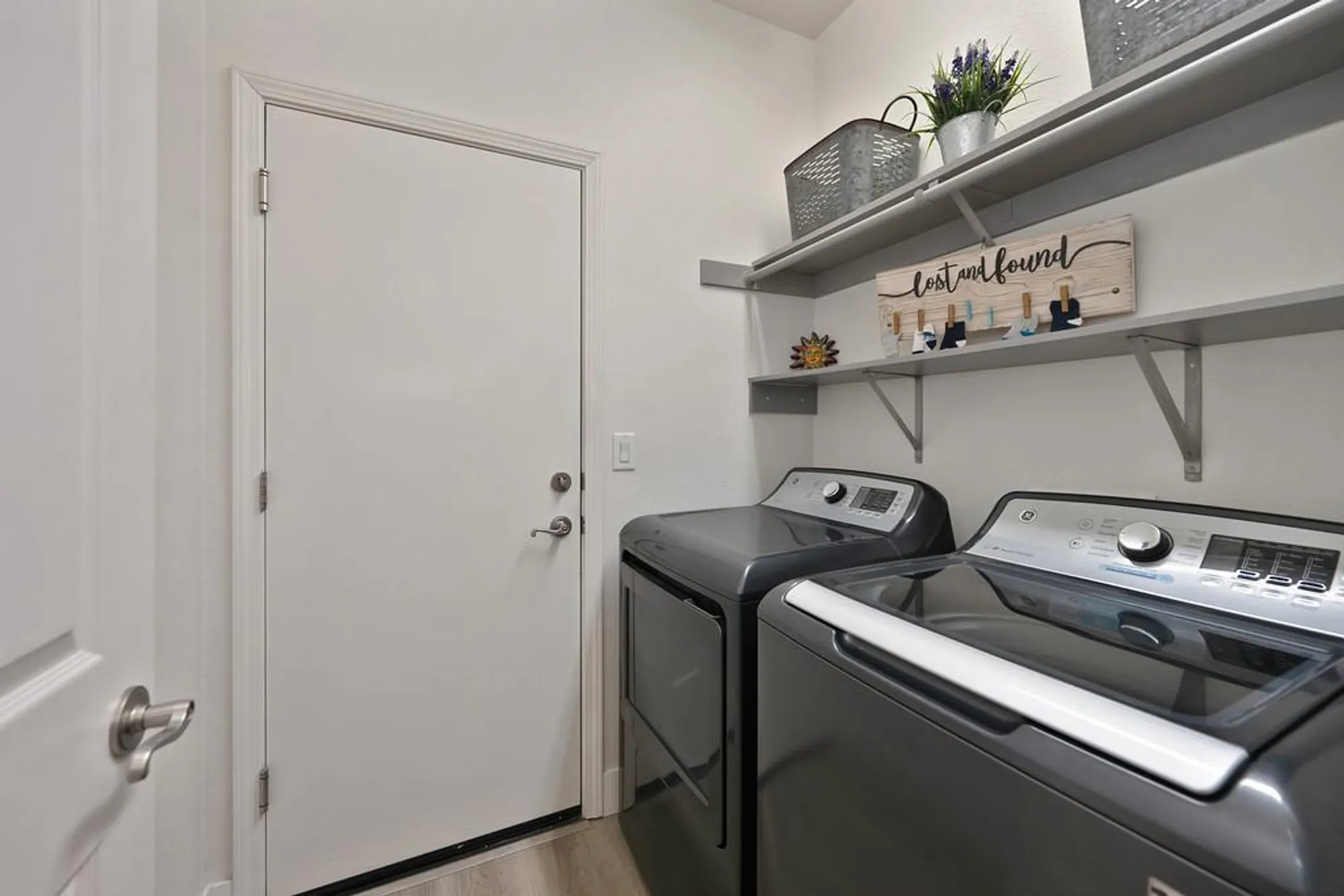 Property Slideshow image 64 of 90 | 250 pelican bay cir, Sacramento, CA, 95835