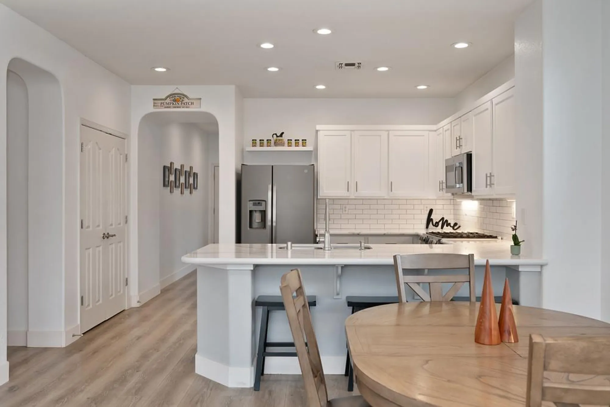 Property Slideshow image 44 of 90 | 250 pelican bay cir, Sacramento, CA, 95835