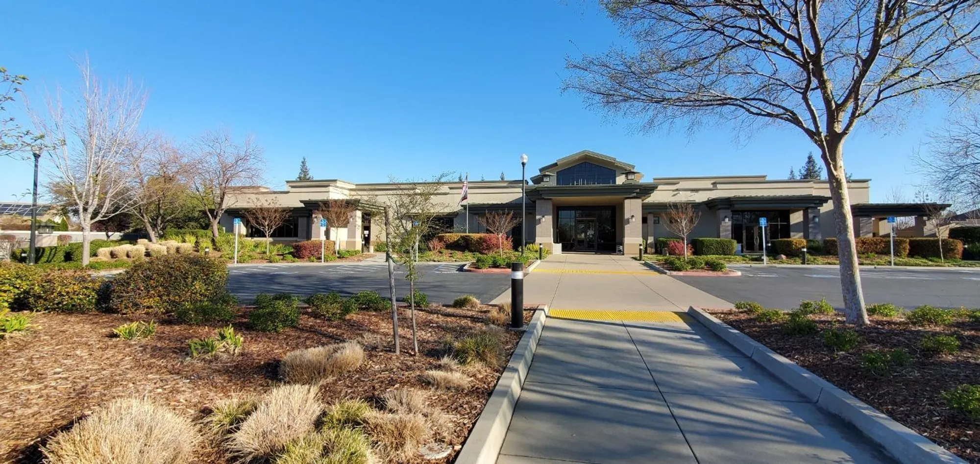 Property Slideshow image 49 of 68 | 2072 brixham dr, Roseville, CA, 95747