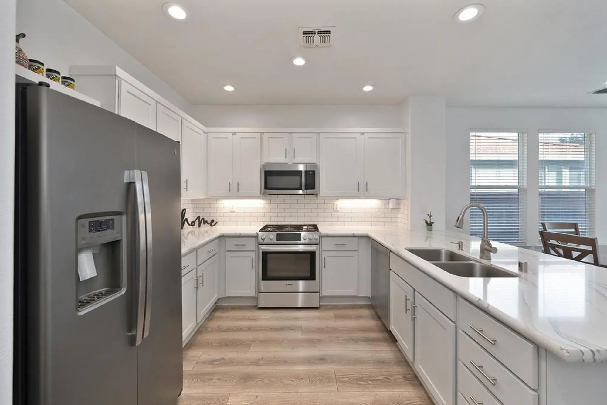 Property Slideshow image 36 of 90 | 250 pelican bay cir, Sacramento, CA, 95835