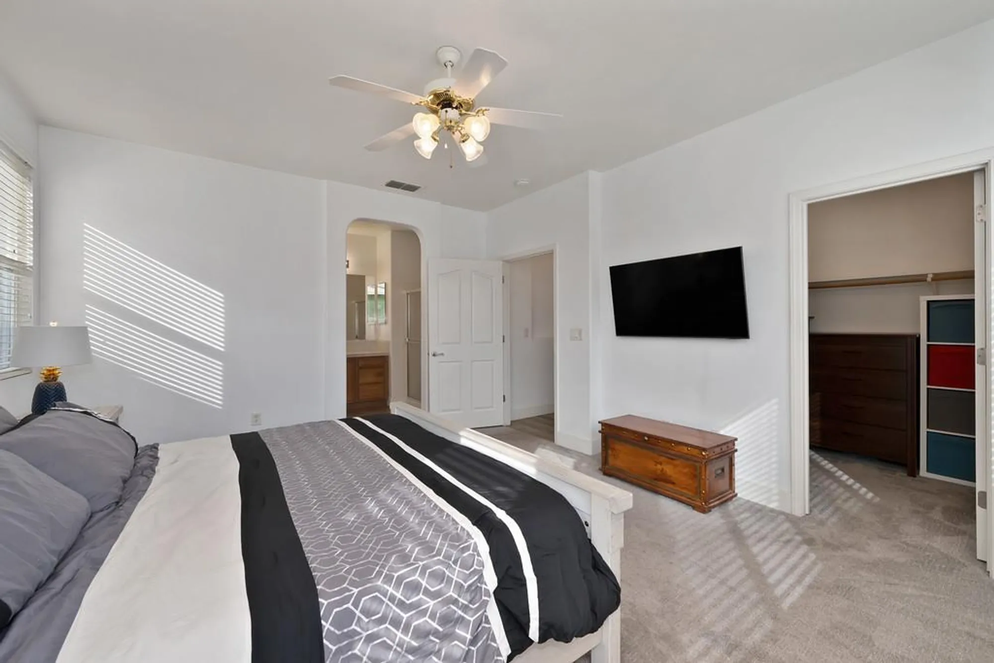 Property Slideshow image 59 of 90 | 250 pelican bay cir, Sacramento, CA, 95835