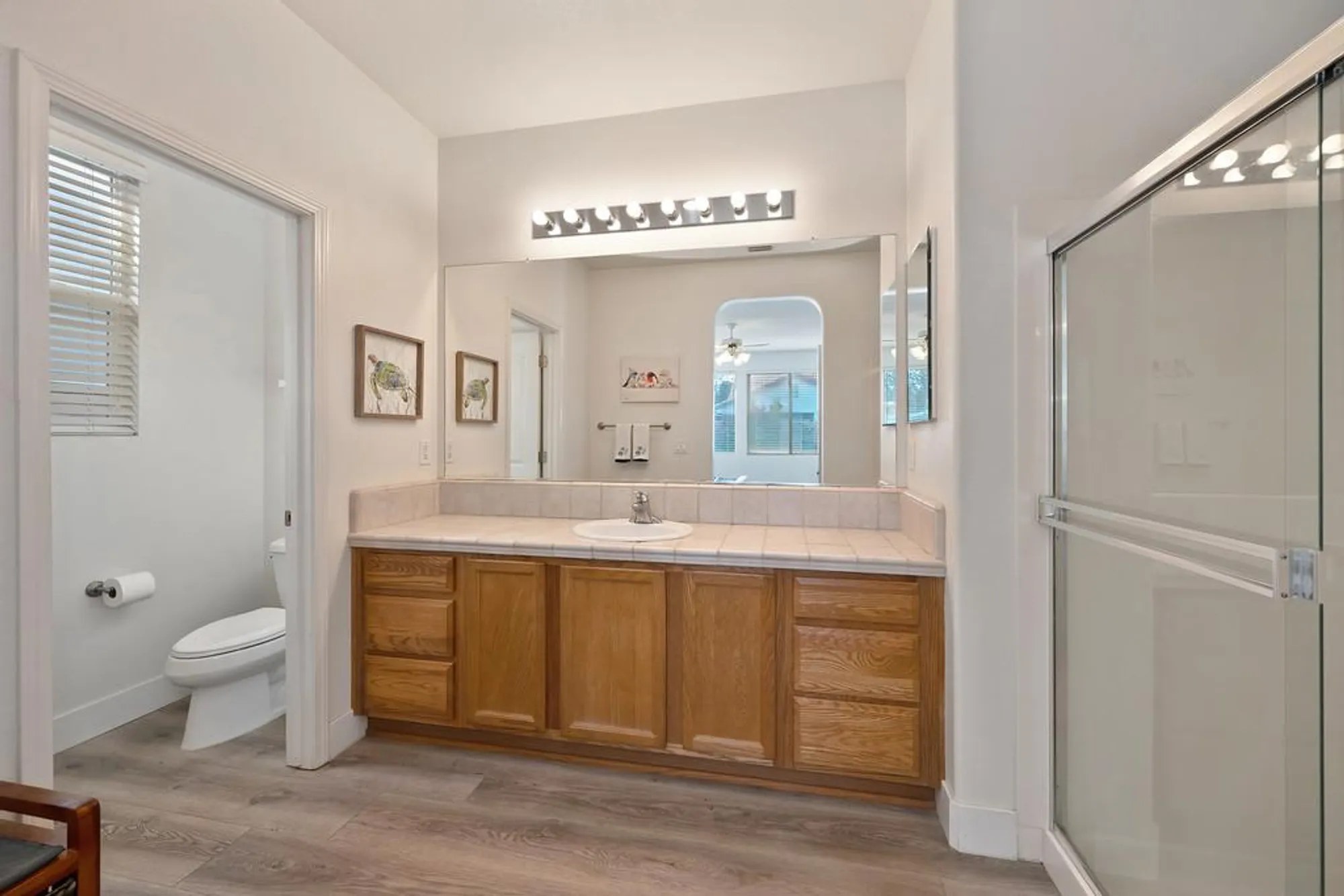 Property Slideshow image 60 of 90 | 250 pelican bay cir, Sacramento, CA, 95835