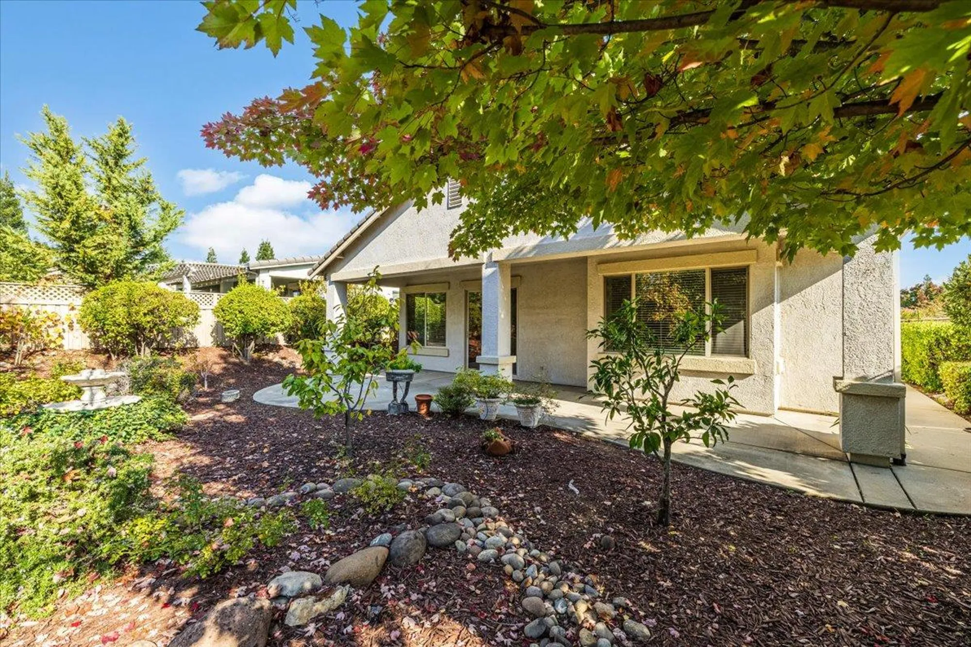 Property Slideshow image 26 of 28 | 2006 gatehouse ln, Lincoln, CA, 95648