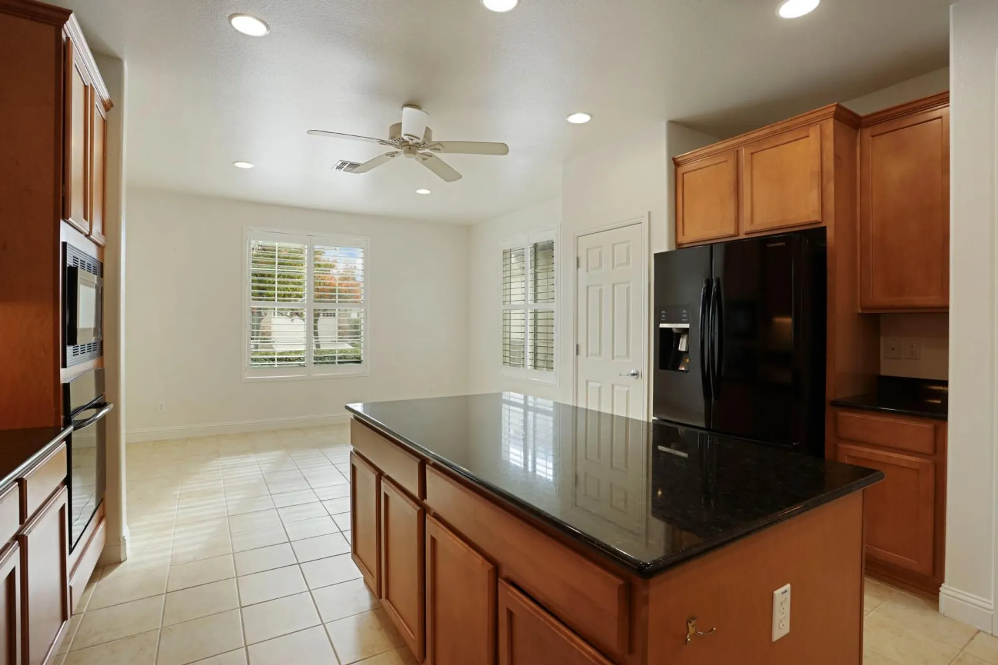 Property Slideshow image 5 of 20 | 1709 fox trot way, Manteca, CA, 95336