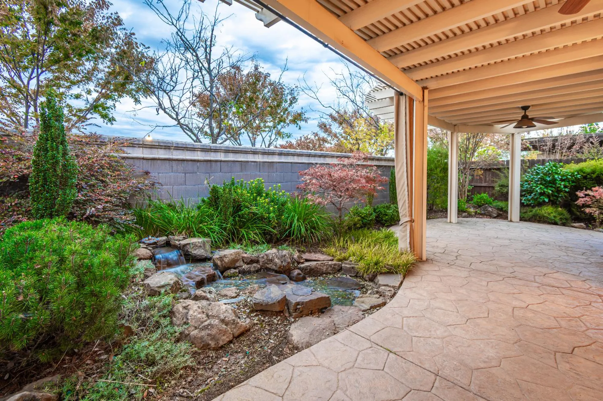 Property Slideshow image 49 of 61 | 2112 arlington dr, Roseville, CA, 95747