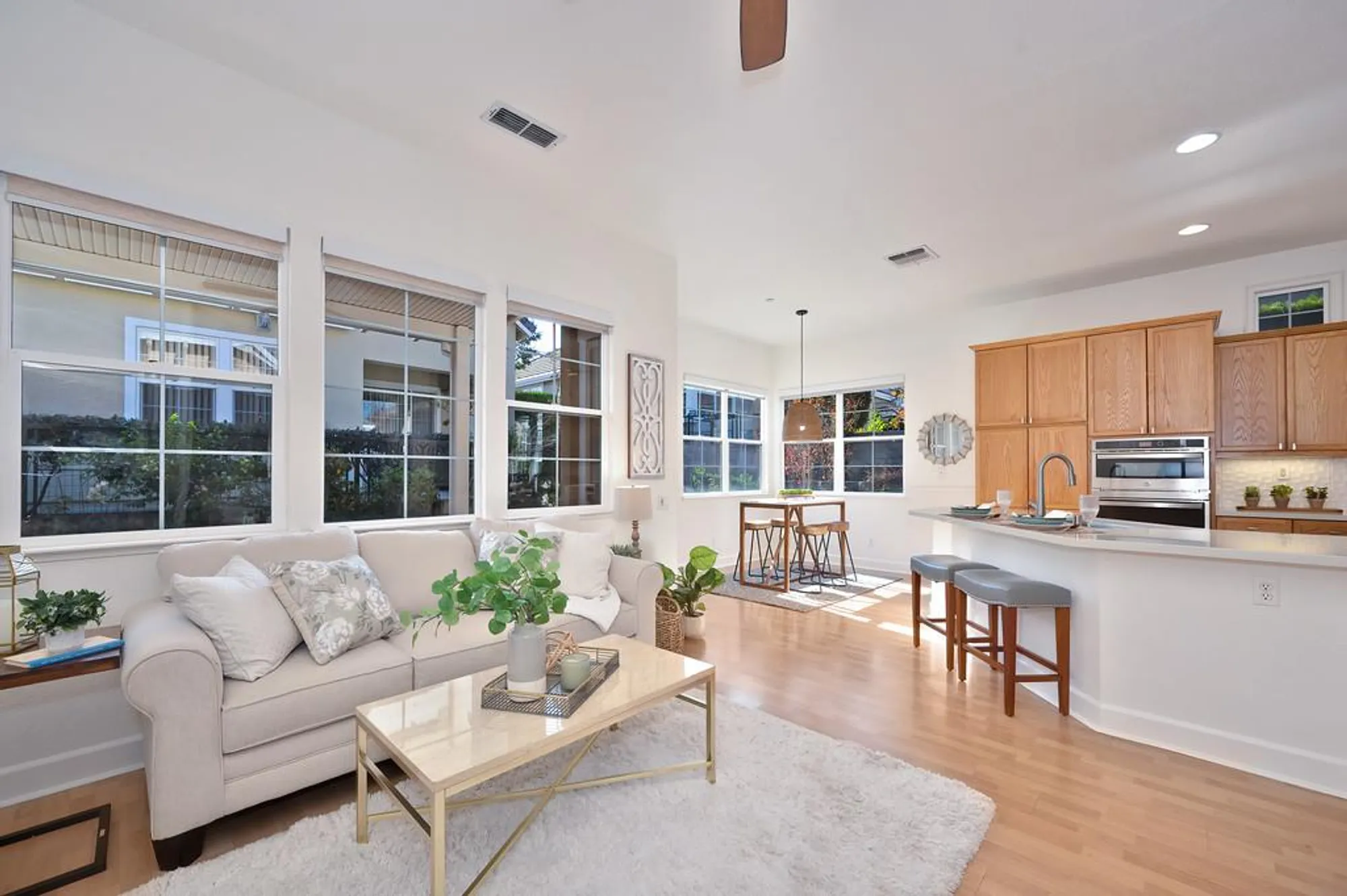 Property Slideshow image 15 of 49 | 3787 park dr, El Dorado Hills, CA, 95762