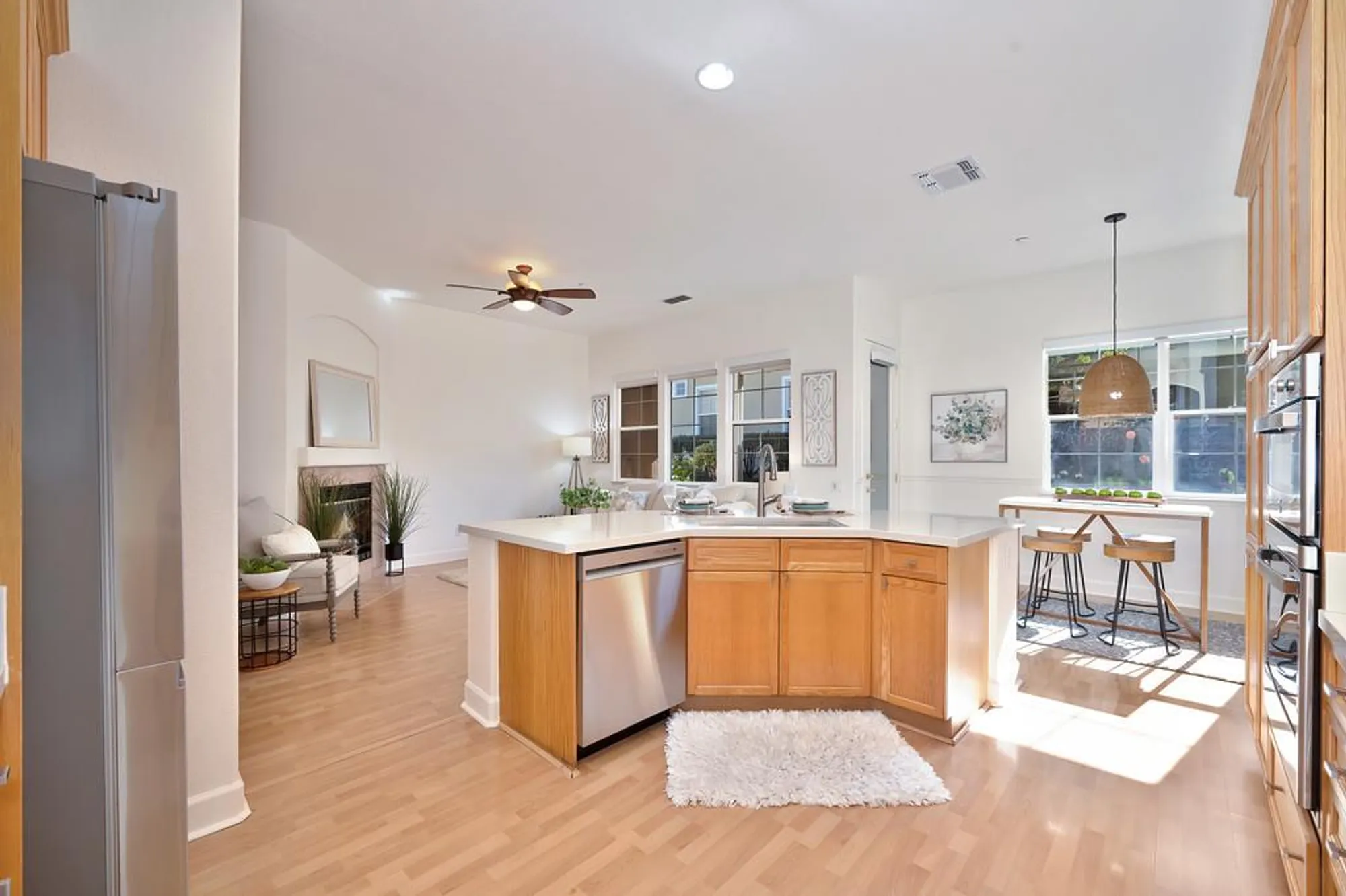 Property Slideshow image 21 of 49 | 3787 park dr, El Dorado Hills, CA, 95762