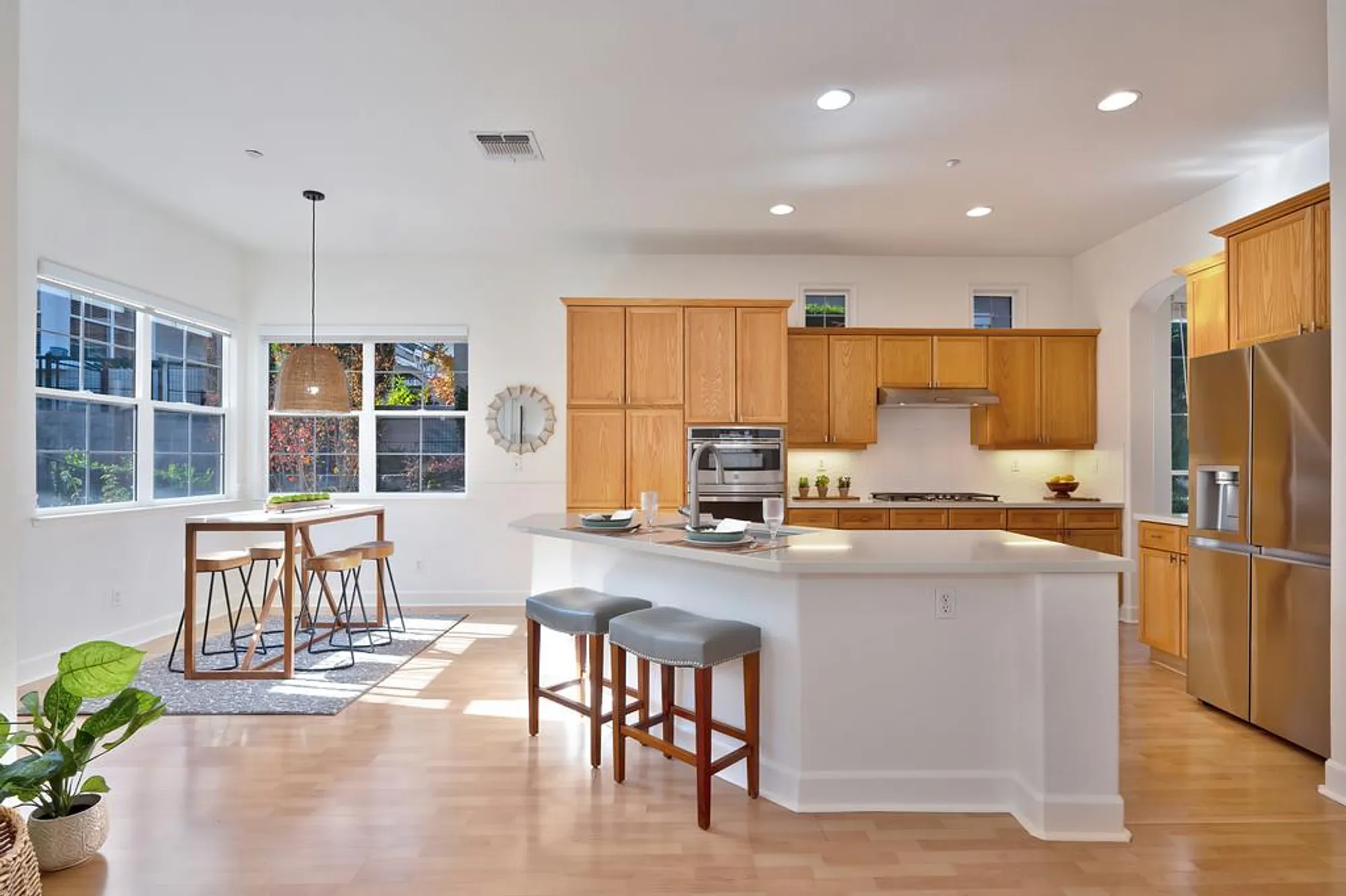 Property Slideshow image 18 of 49 | 3787 park dr, El Dorado Hills, CA, 95762