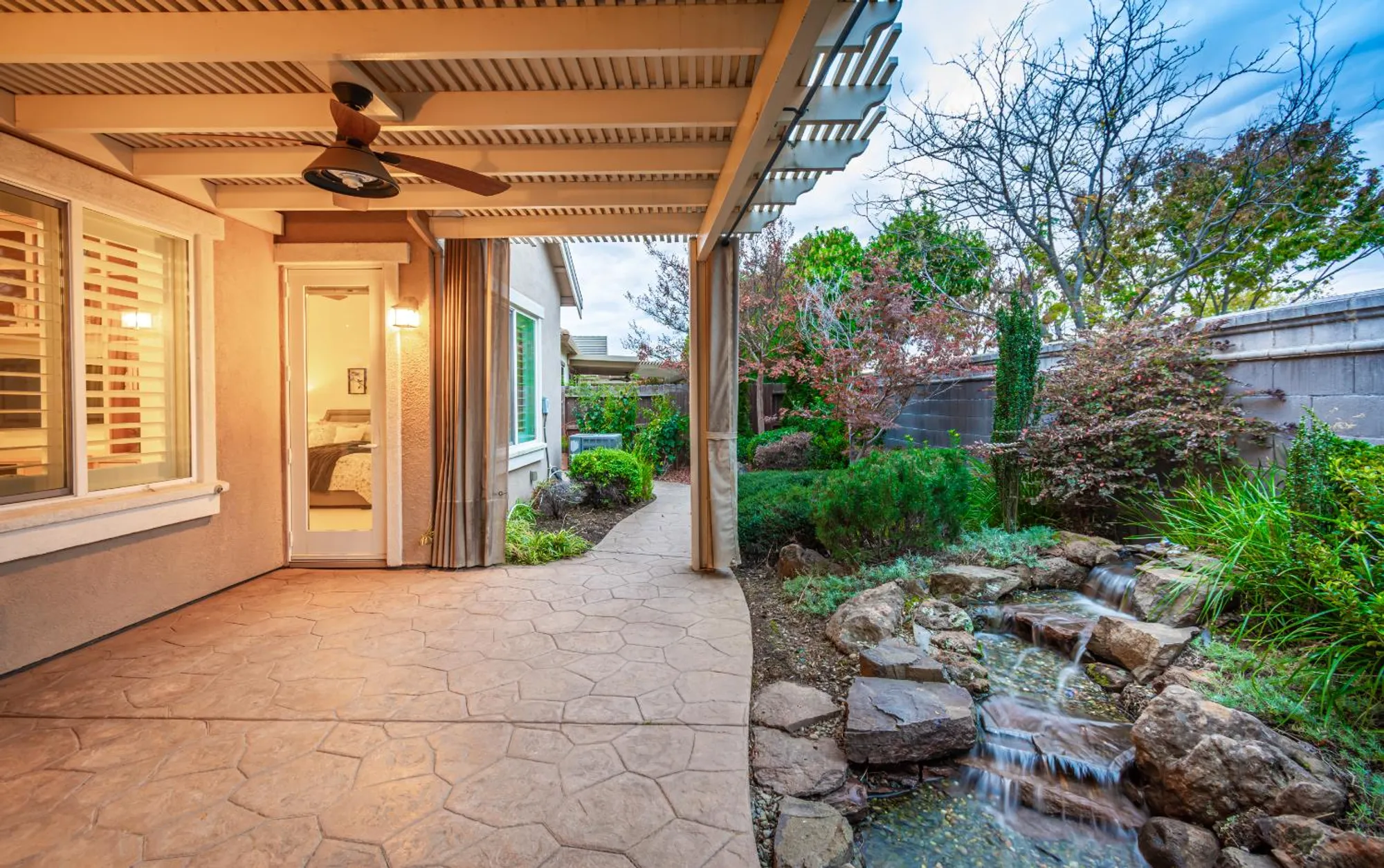 Property Slideshow image 48 of 61 | 2112 arlington dr, Roseville, CA, 95747