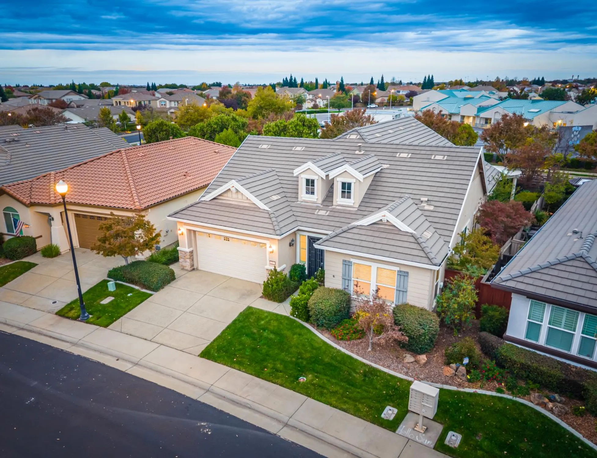 Property Slideshow image 58 of 61 | 2112 arlington dr, Roseville, CA, 95747