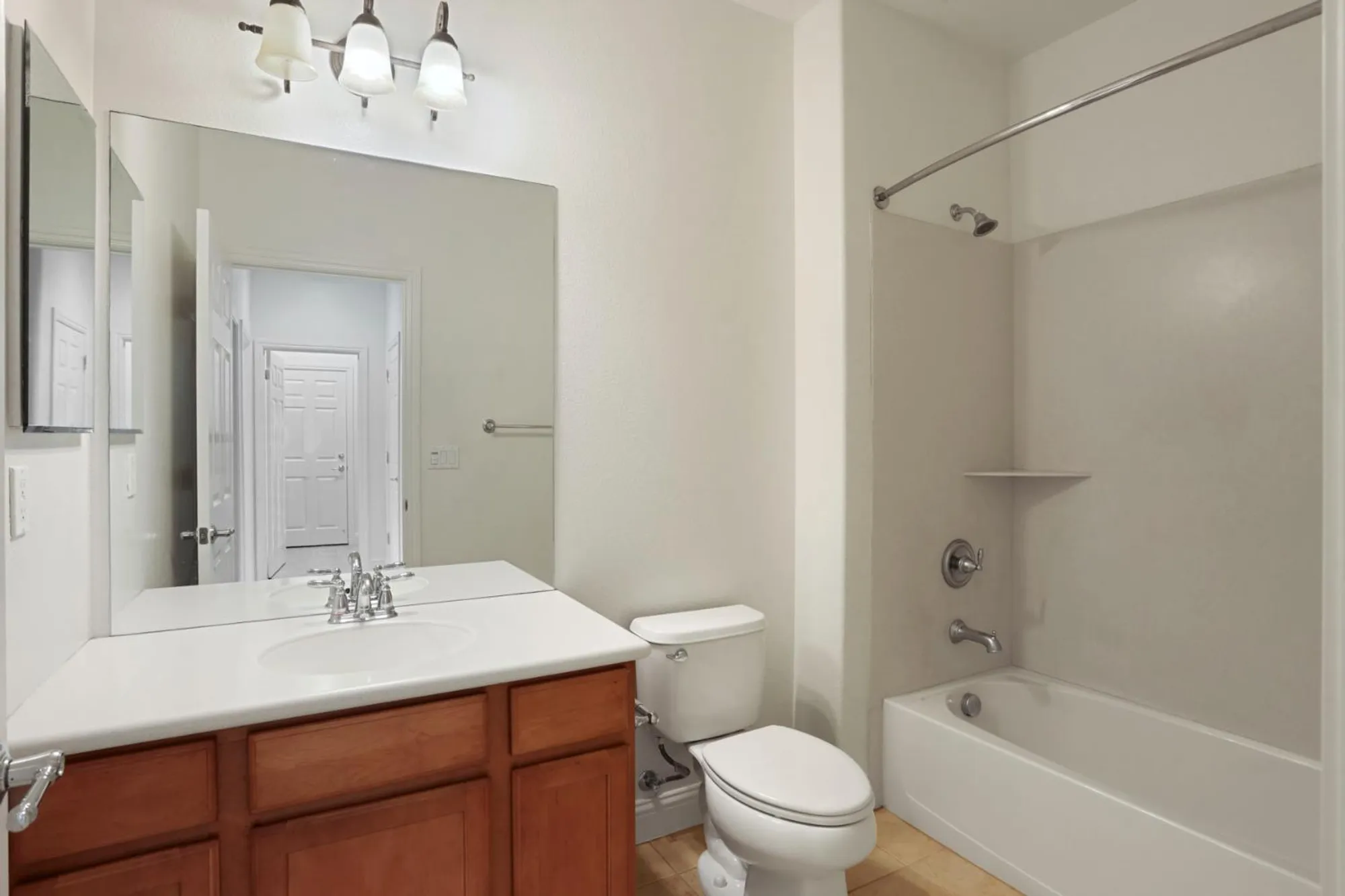 Property Slideshow image 11 of 20 | 1709 fox trot way, Manteca, CA, 95336