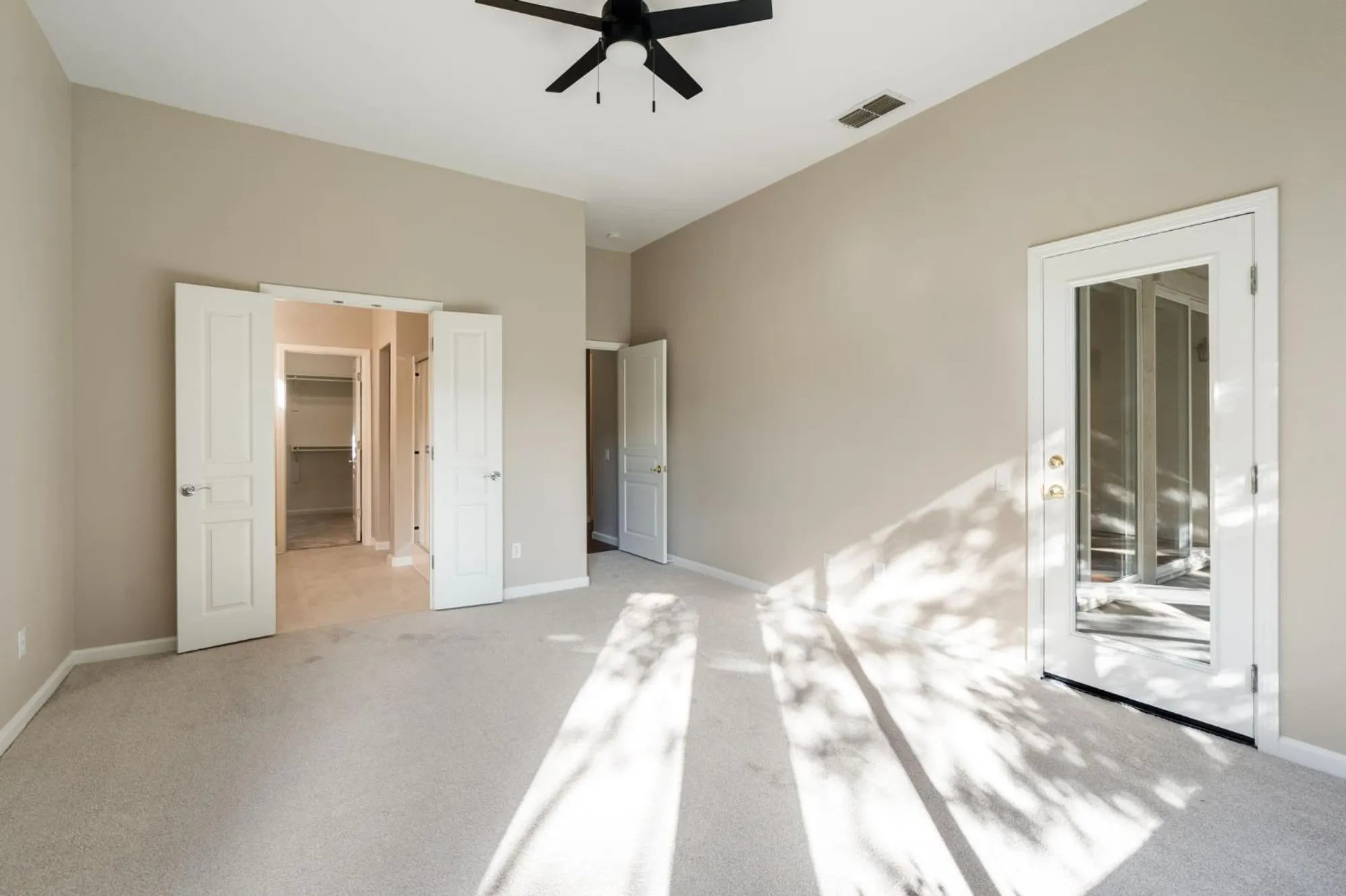 Property Slideshow image 19 of 33 | 4362 newland heights dr, Rocklin, CA, 95765