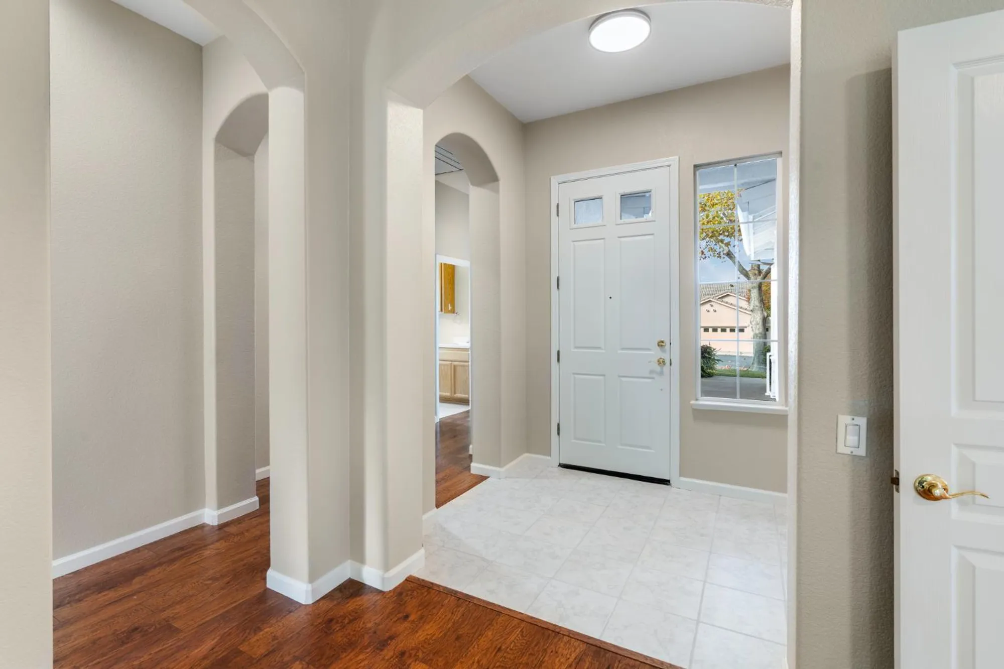 Property Slideshow image 4 of 33 | 4362 newland heights dr, Rocklin, CA, 95765