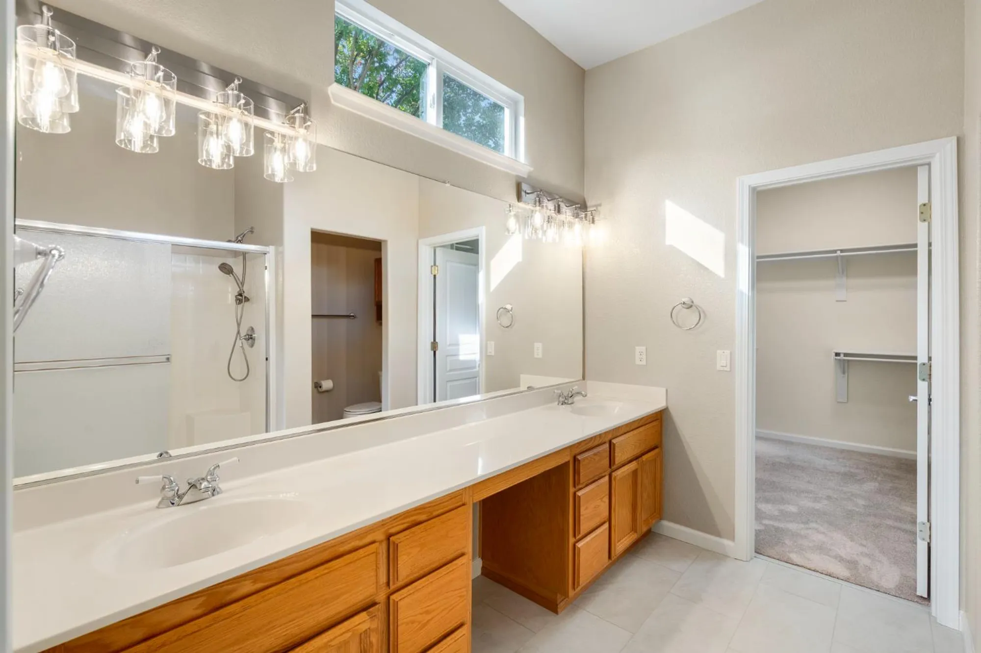 Property Slideshow image 20 of 33 | 4362 newland heights dr, Rocklin, CA, 95765
