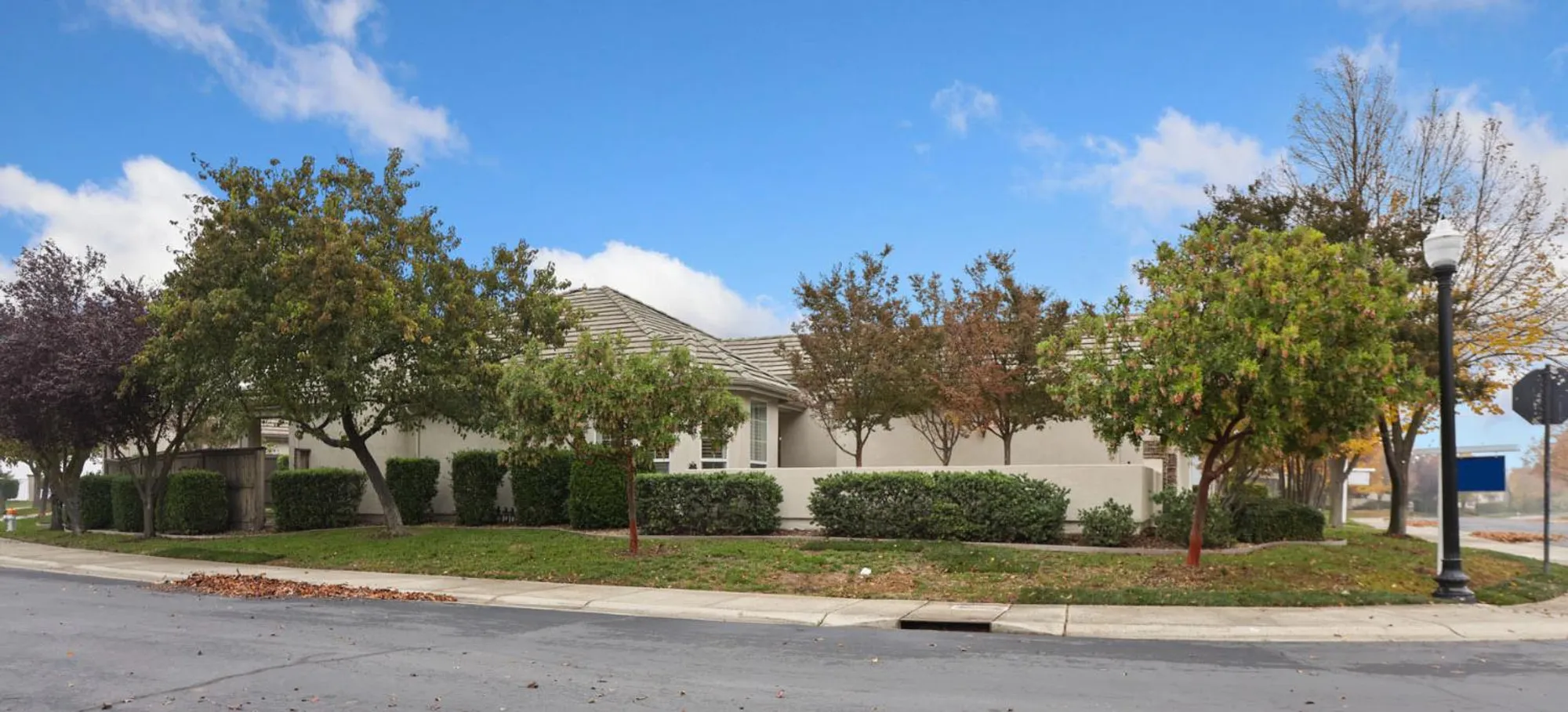 Property Slideshow image 39 of 41 | 2685 san marin ln, Sacramento, CA, 95835