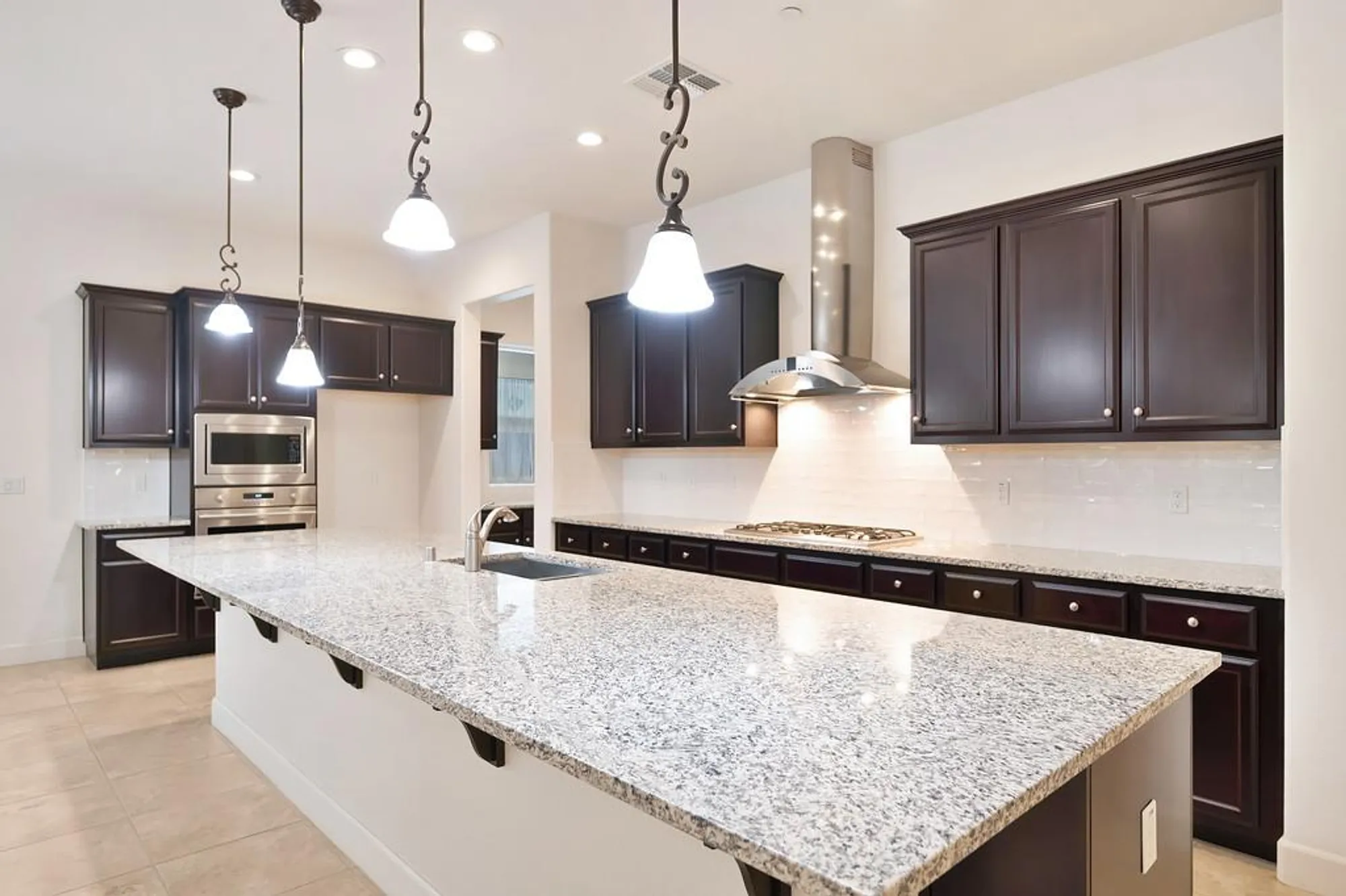 Property Slideshow image 24 of 46 | 4362 libyan sea ln, Sacramento, CA, 95834