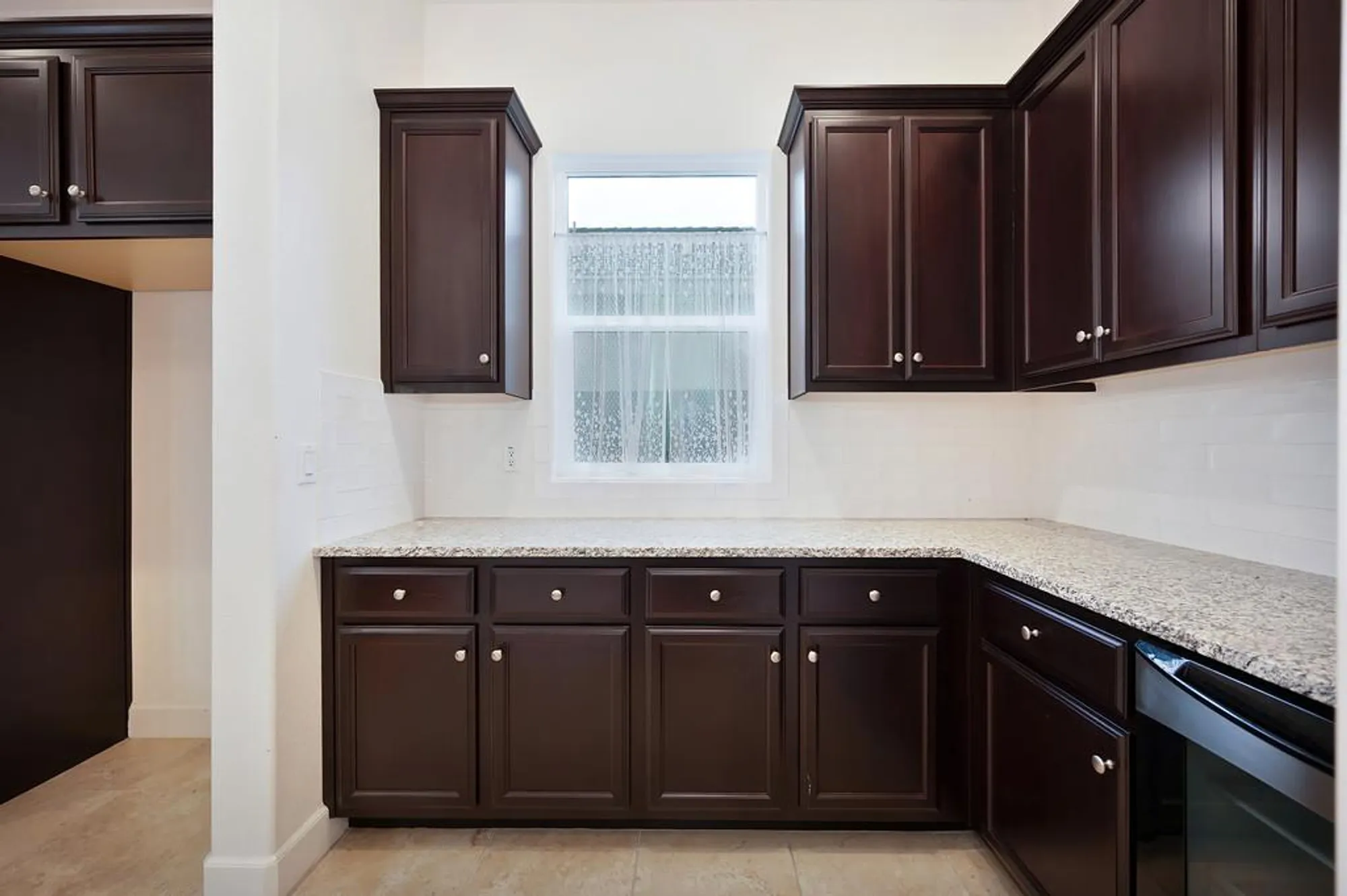 Property Slideshow image 19 of 46 | 4362 libyan sea ln, Sacramento, CA, 95834