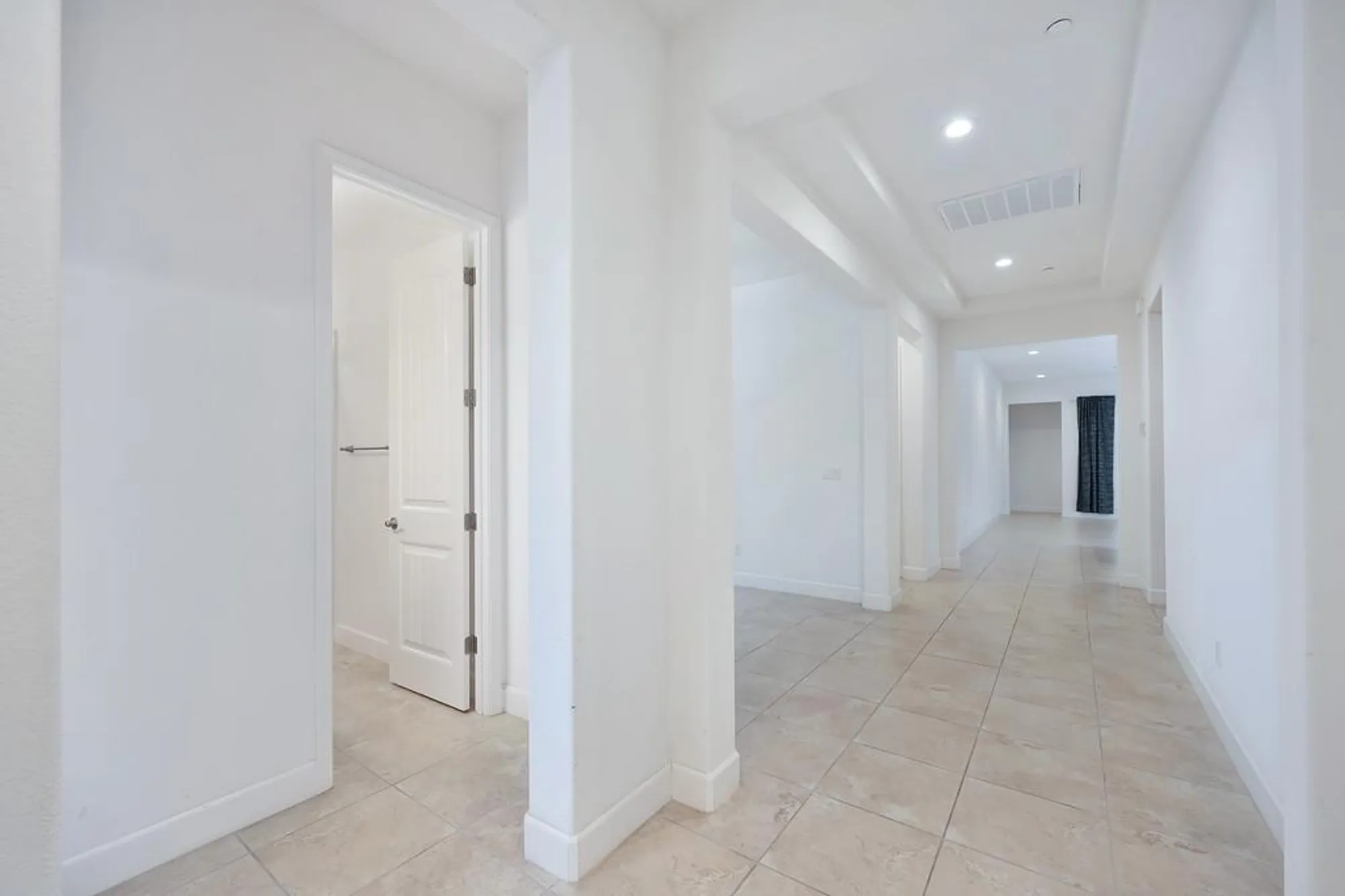 Property Slideshow image 5 of 46 | 4362 libyan sea ln, Sacramento, CA, 95834