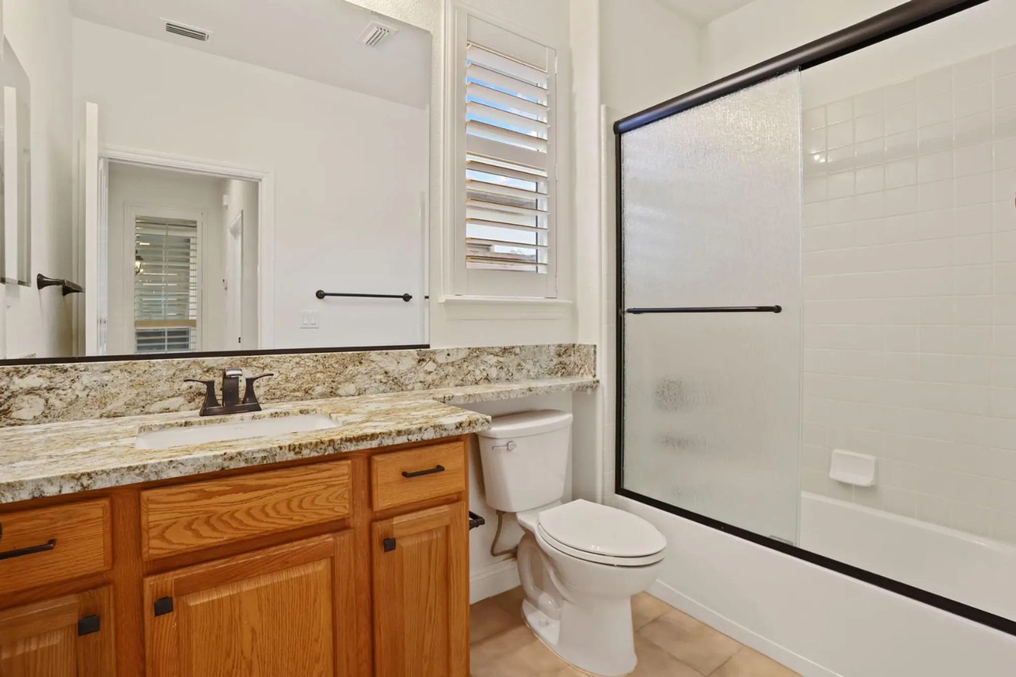Property Slideshow image 25 of 41 | 2685 san marin ln, Sacramento, CA, 95835