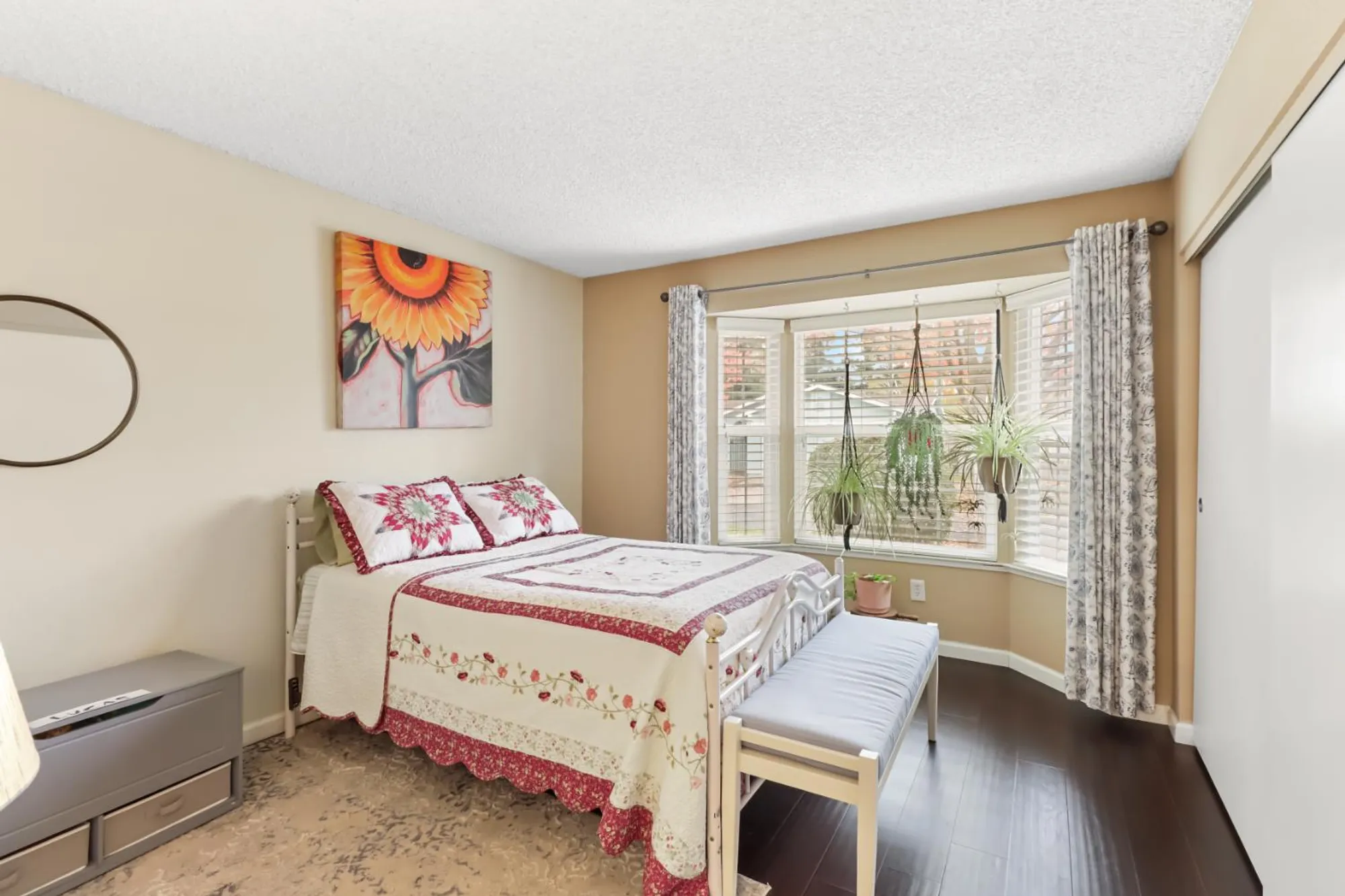 Property Slideshow image 18 of 27 | 7414 sun point ln, Sacramento, CA, 95828