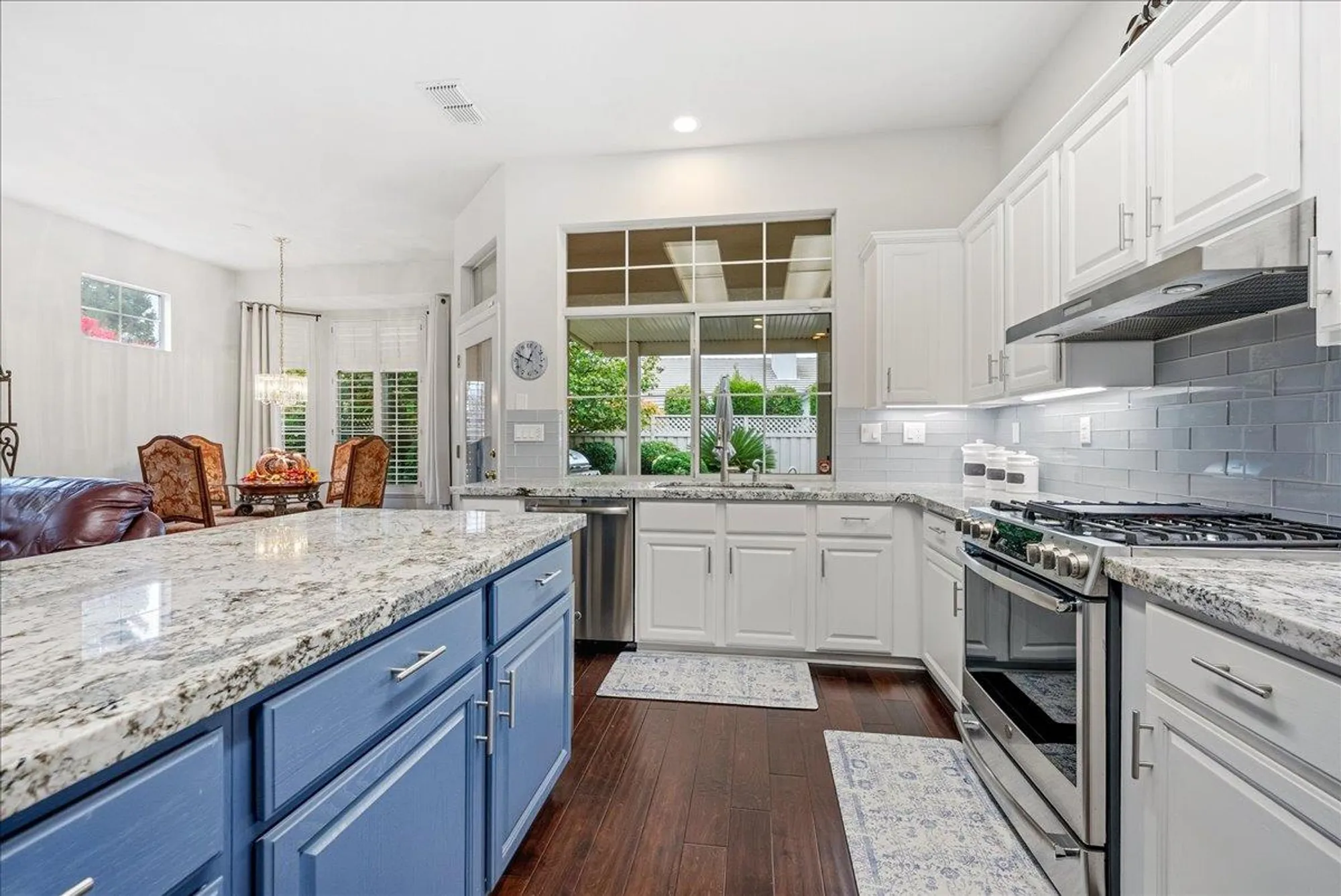 Property Slideshow image 16 of 28 | 4305 enchanted cir, Roseville, CA, 95747