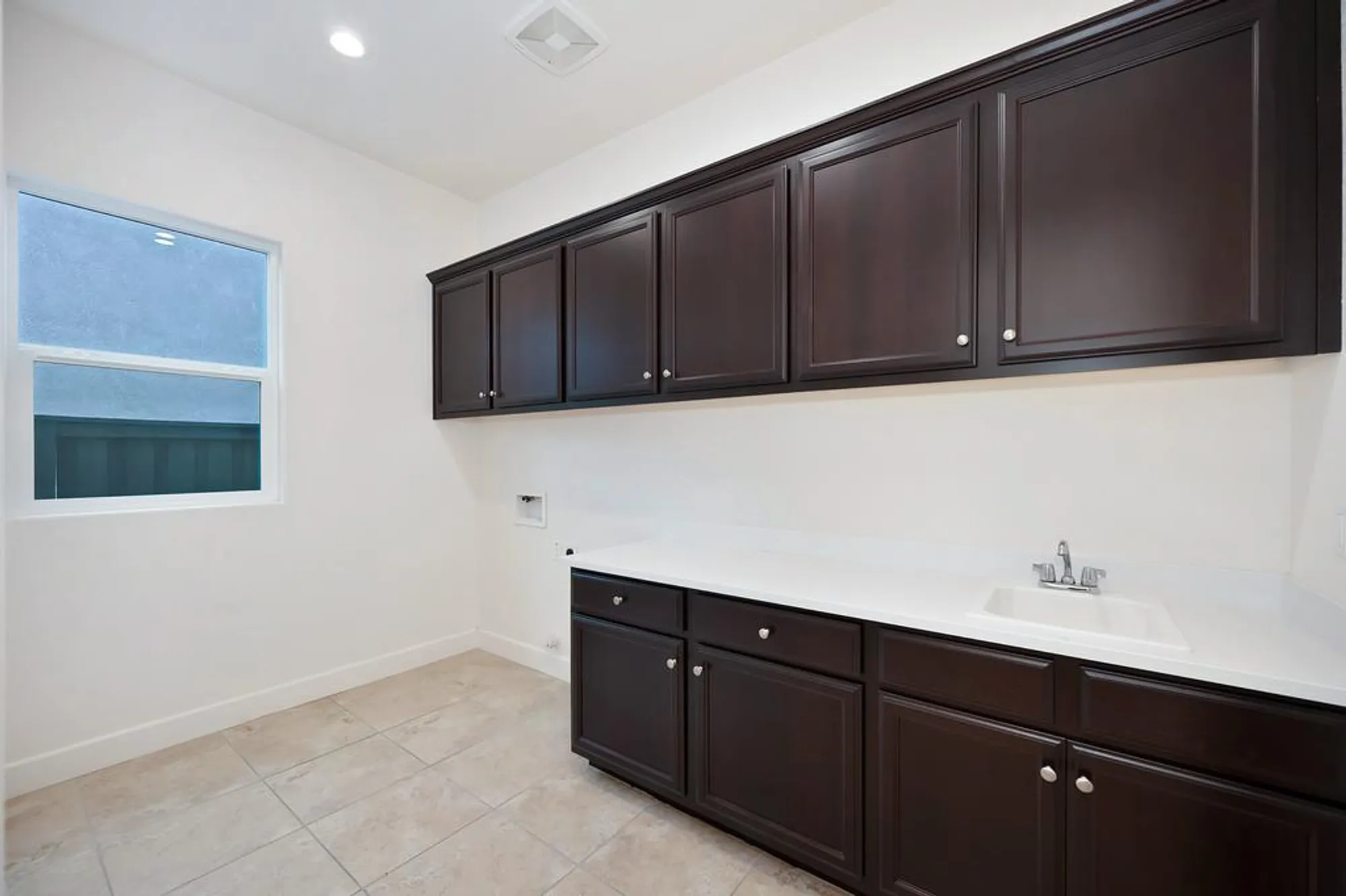 Property Slideshow image 38 of 46 | 4362 libyan sea ln, Sacramento, CA, 95834