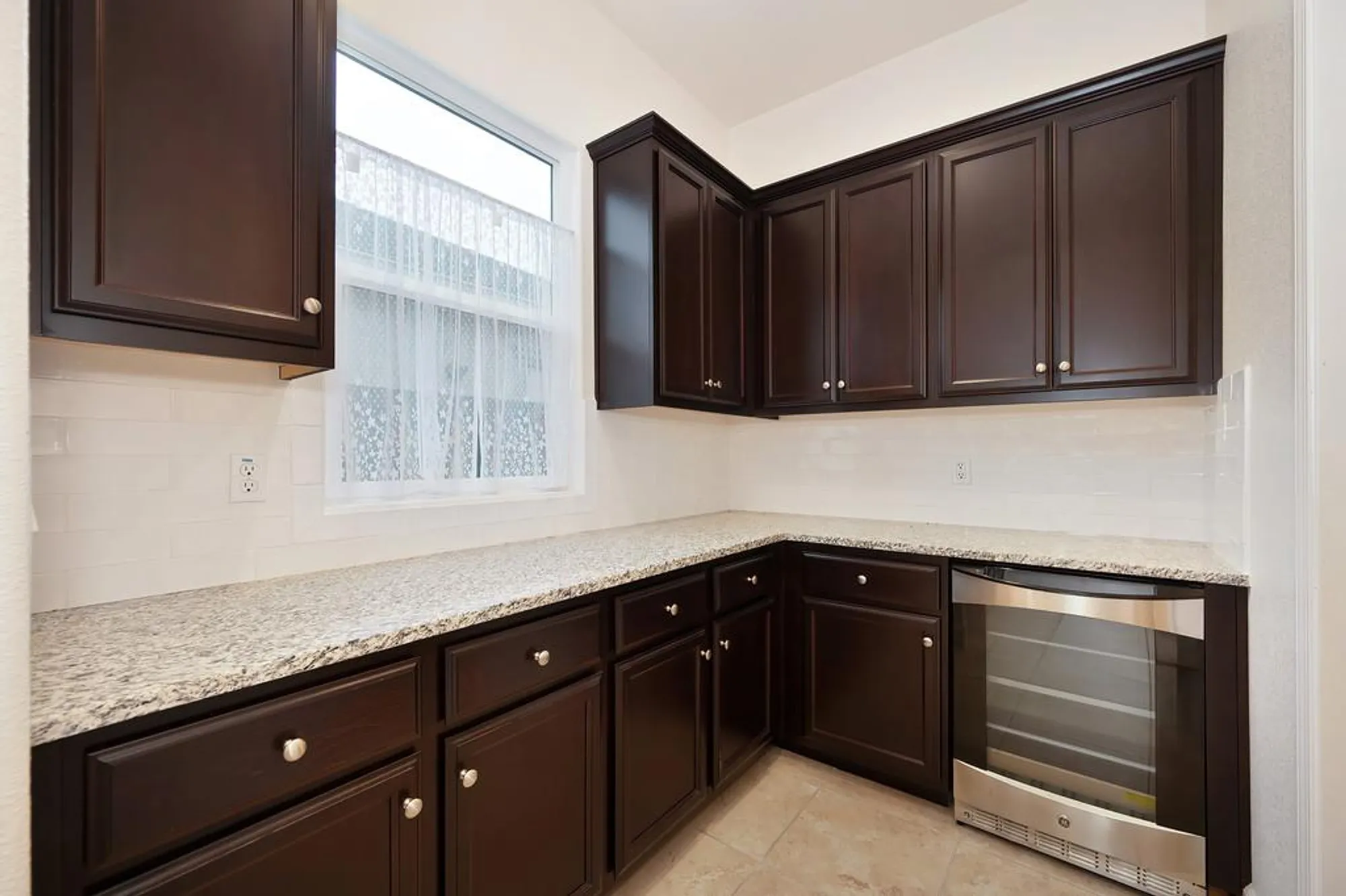 Property Slideshow image 18 of 46 | 4362 libyan sea ln, Sacramento, CA, 95834