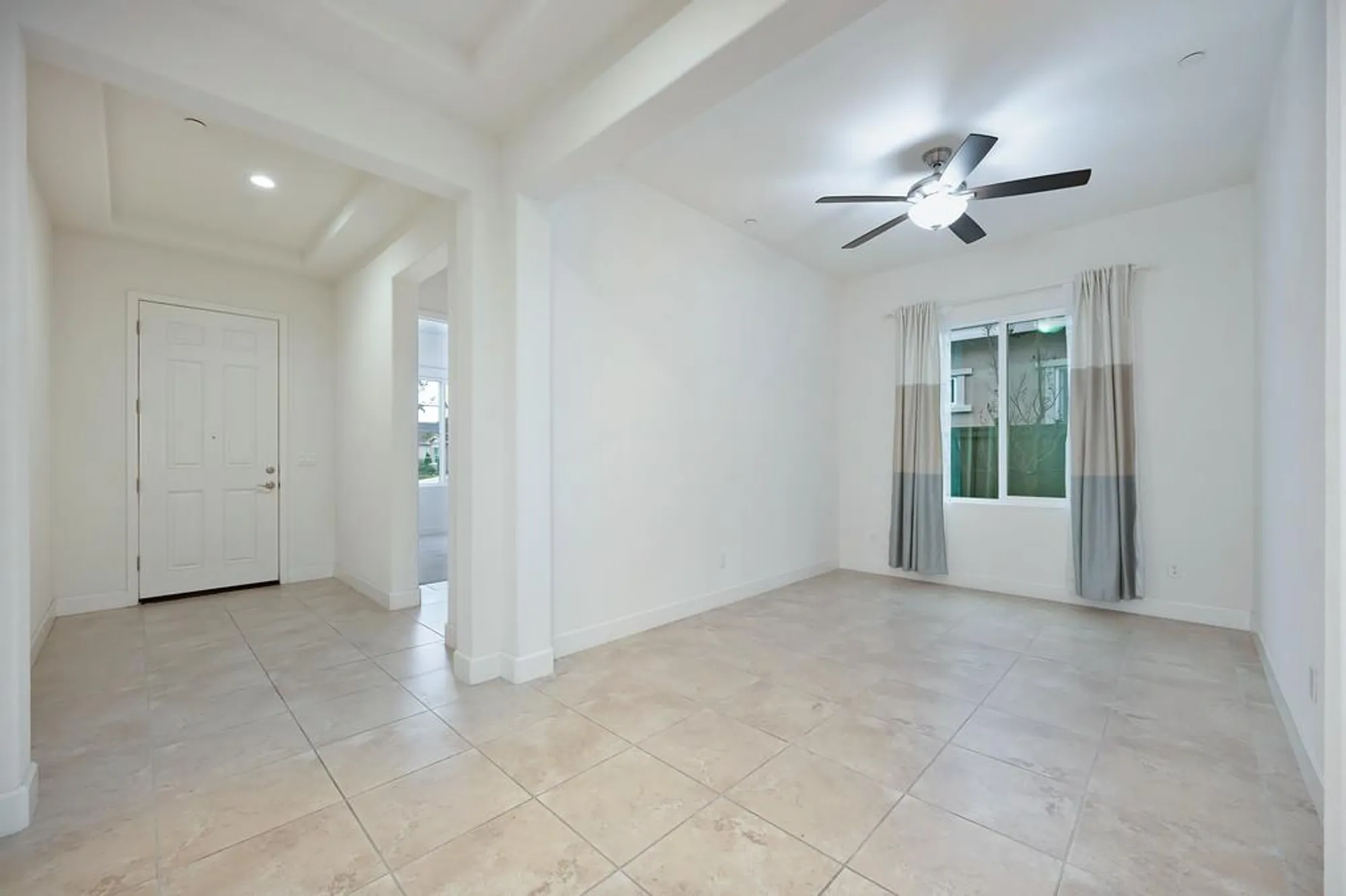 Property Slideshow image 9 of 46 | 4362 libyan sea ln, Sacramento, CA, 95834