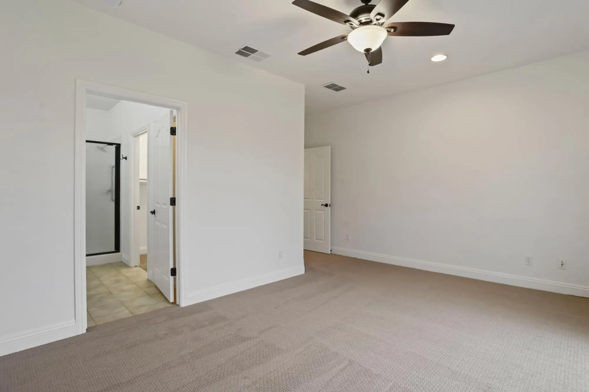 Property Slideshow image 18 of 41 | 2685 san marin ln, Sacramento, CA, 95835