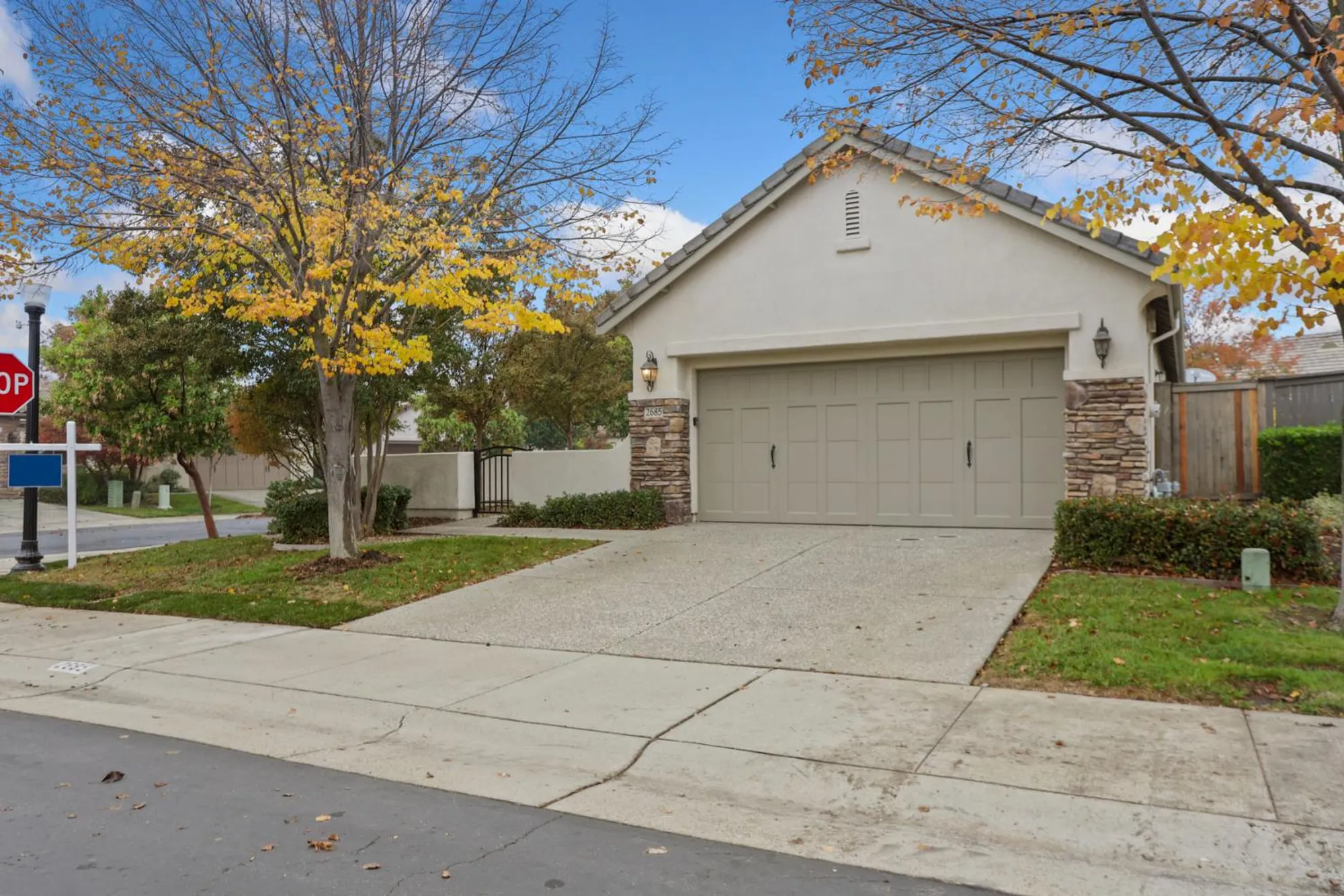 Property Slideshow image 40 of 41 | 2685 san marin ln, Sacramento, CA, 95835